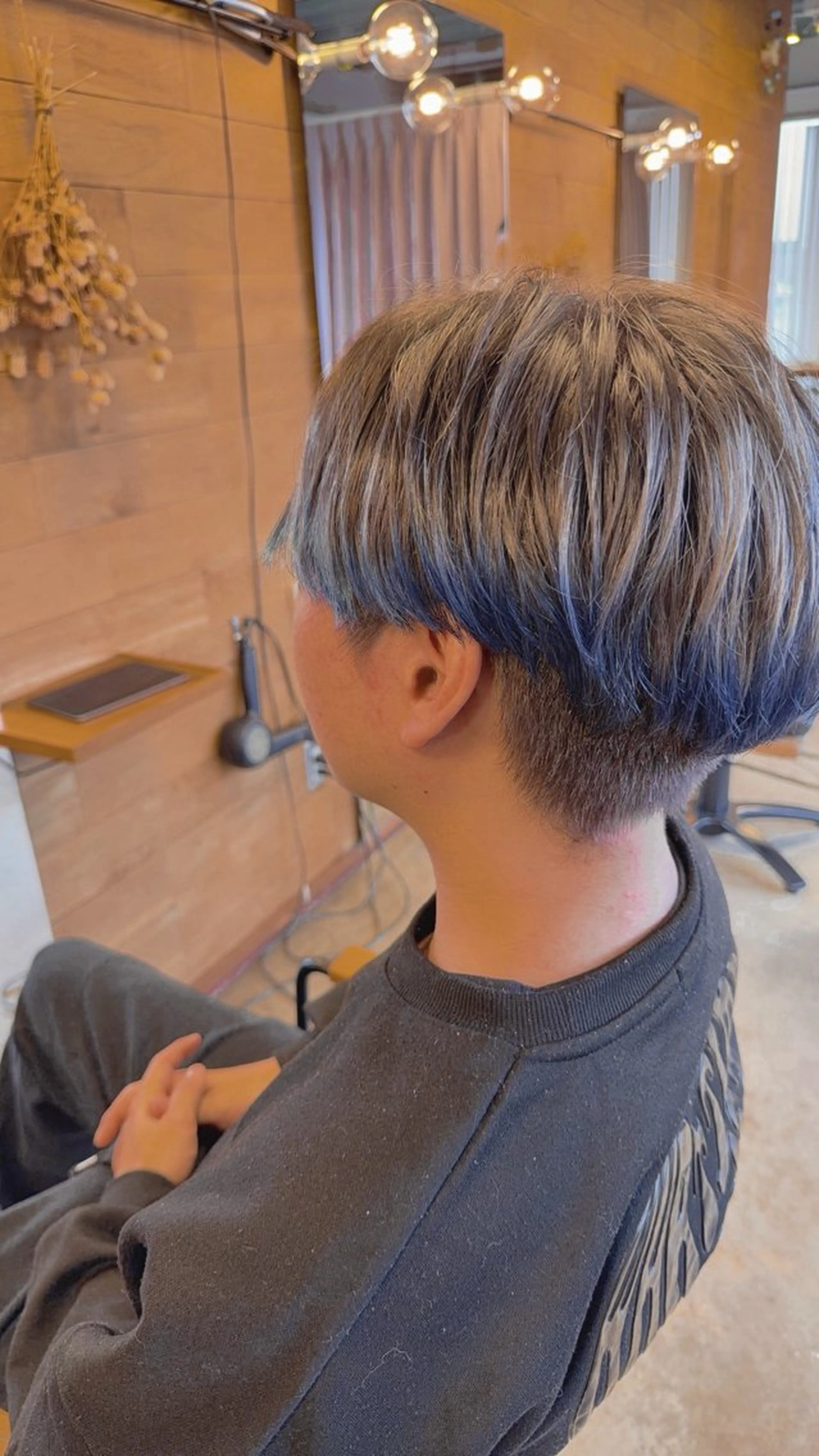 カラー デザインカラー ヘアカラー コンパス所属・🏆美髪矯正/ハイト ーン🪽erinaのヘアスタイル