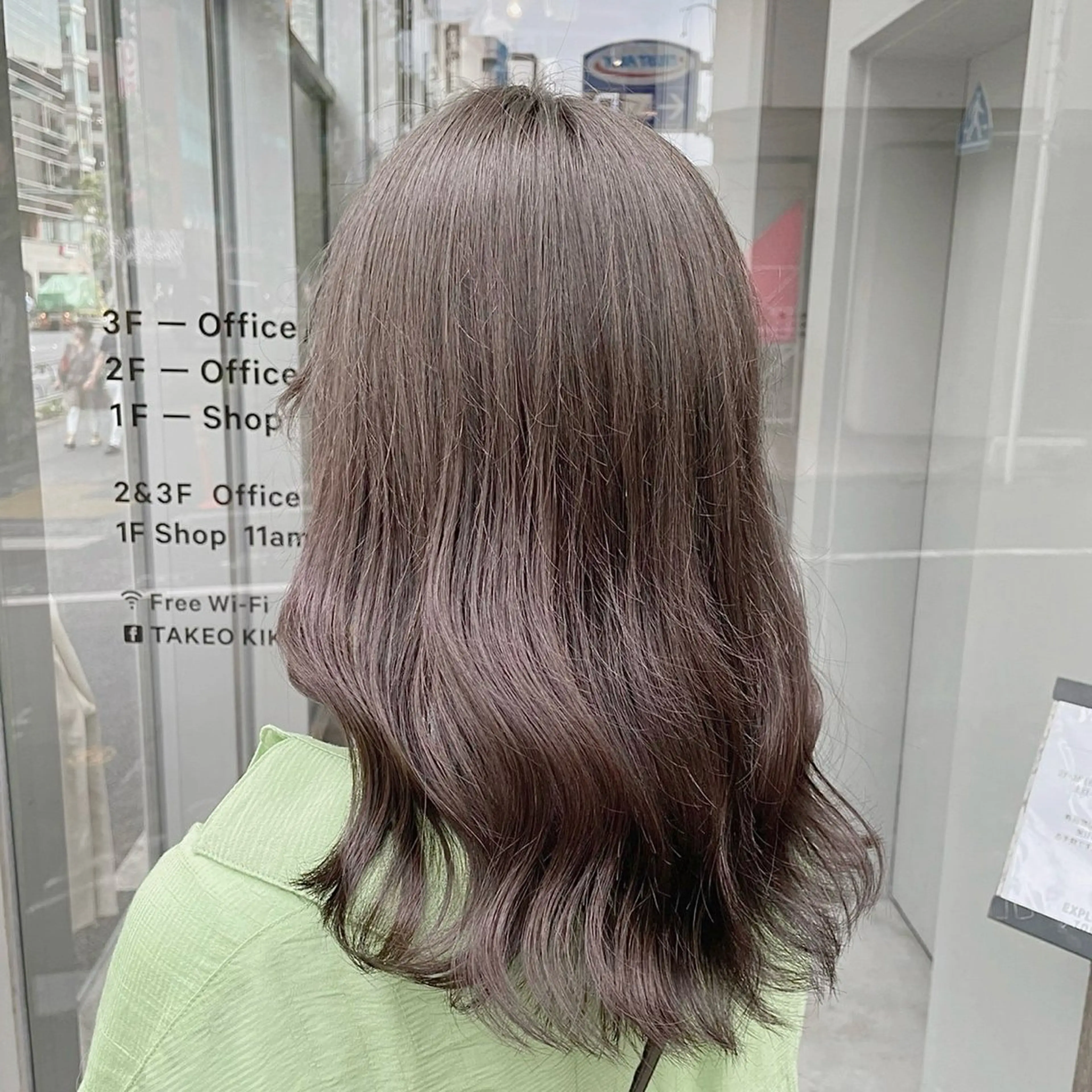 ミディアム ブラウンベージュ🤎 ブリーチなし🤎のヘアスタイル