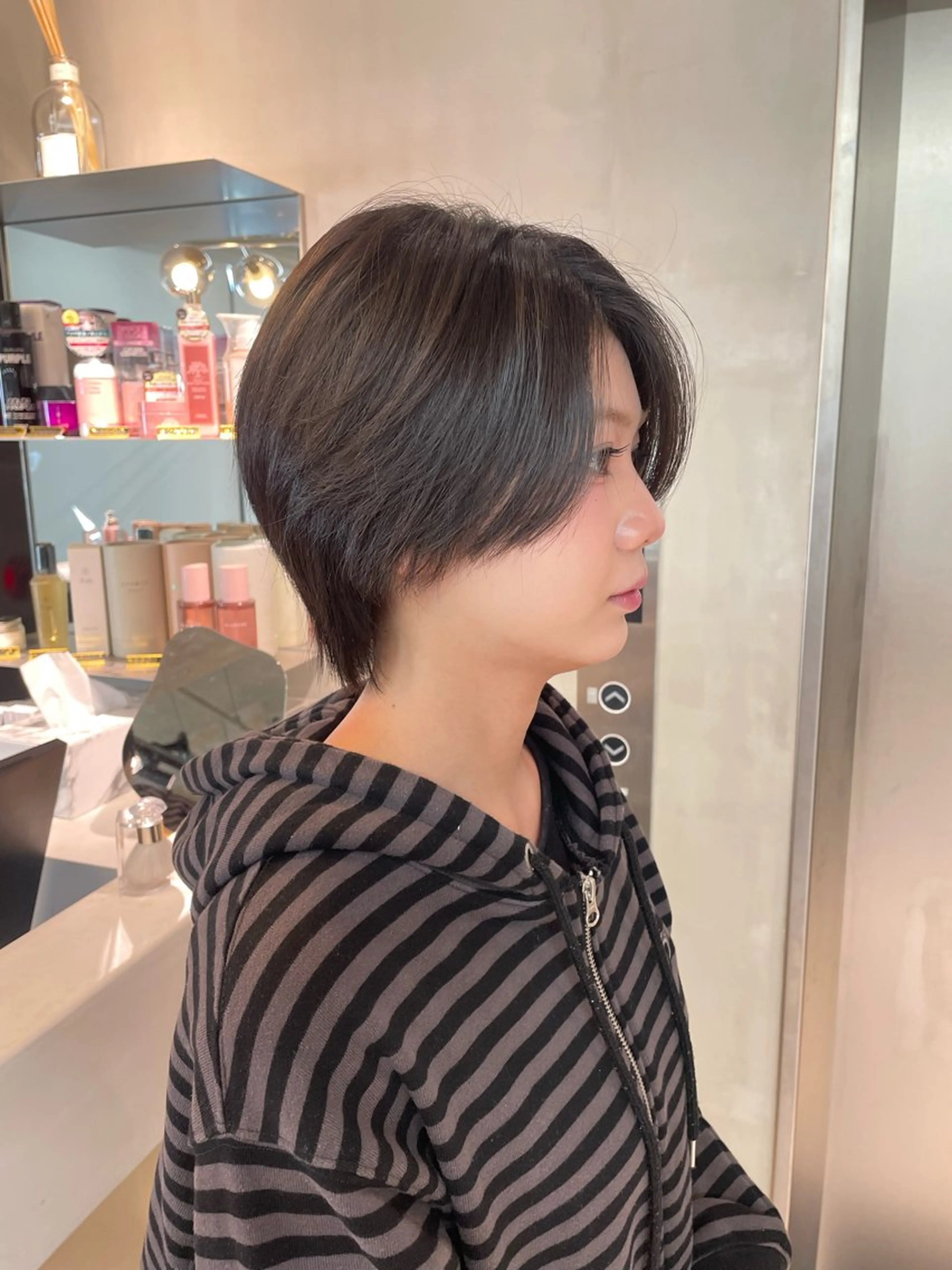 ショート カラー 韓国ヘア/レイヤー Londエレンのヘアスタイル