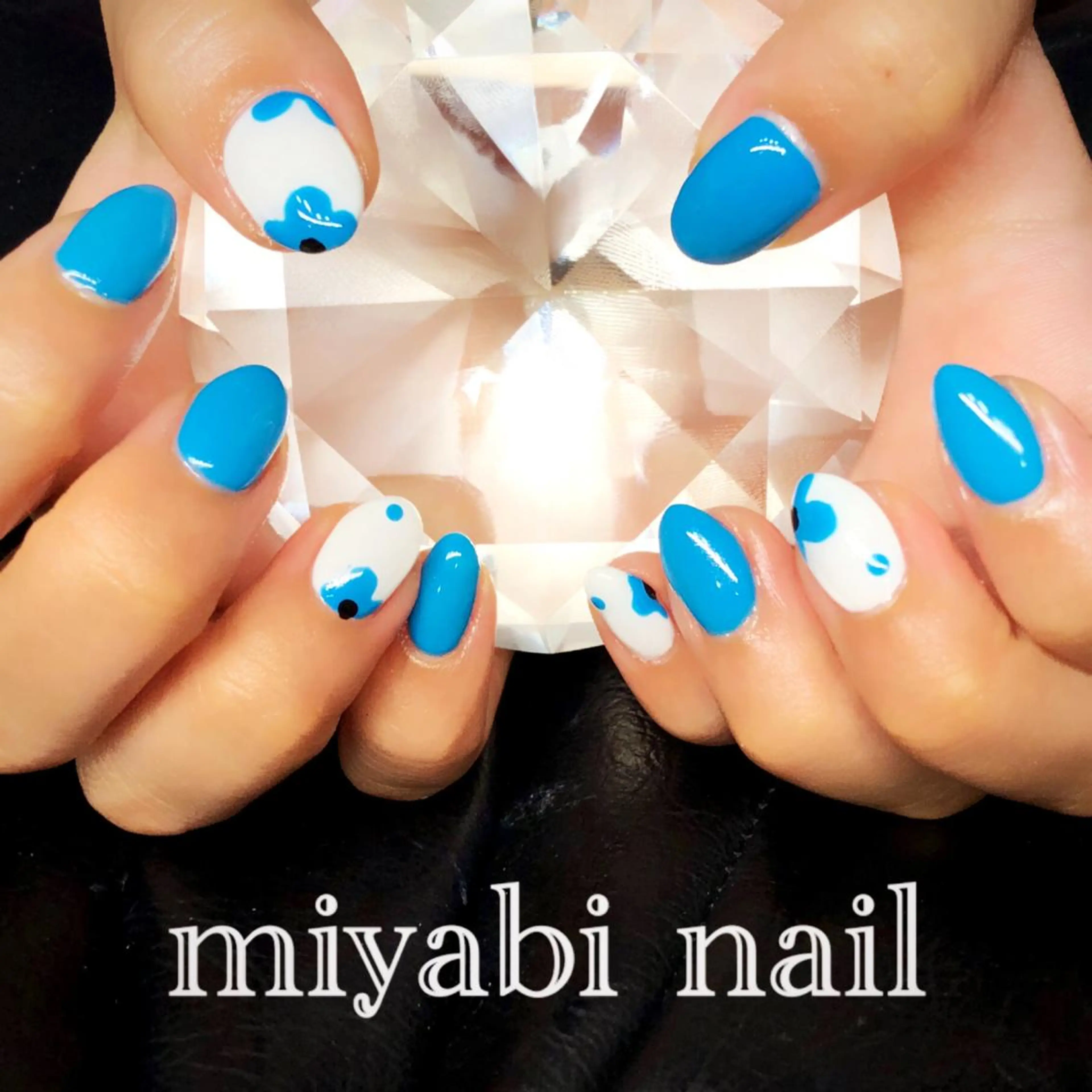 ネイル アートネイル ブルー フラワーネイル ジェルネイル 持ち込み ハンドネイル miyabi nail 桂川駅近くのネイルデザイン