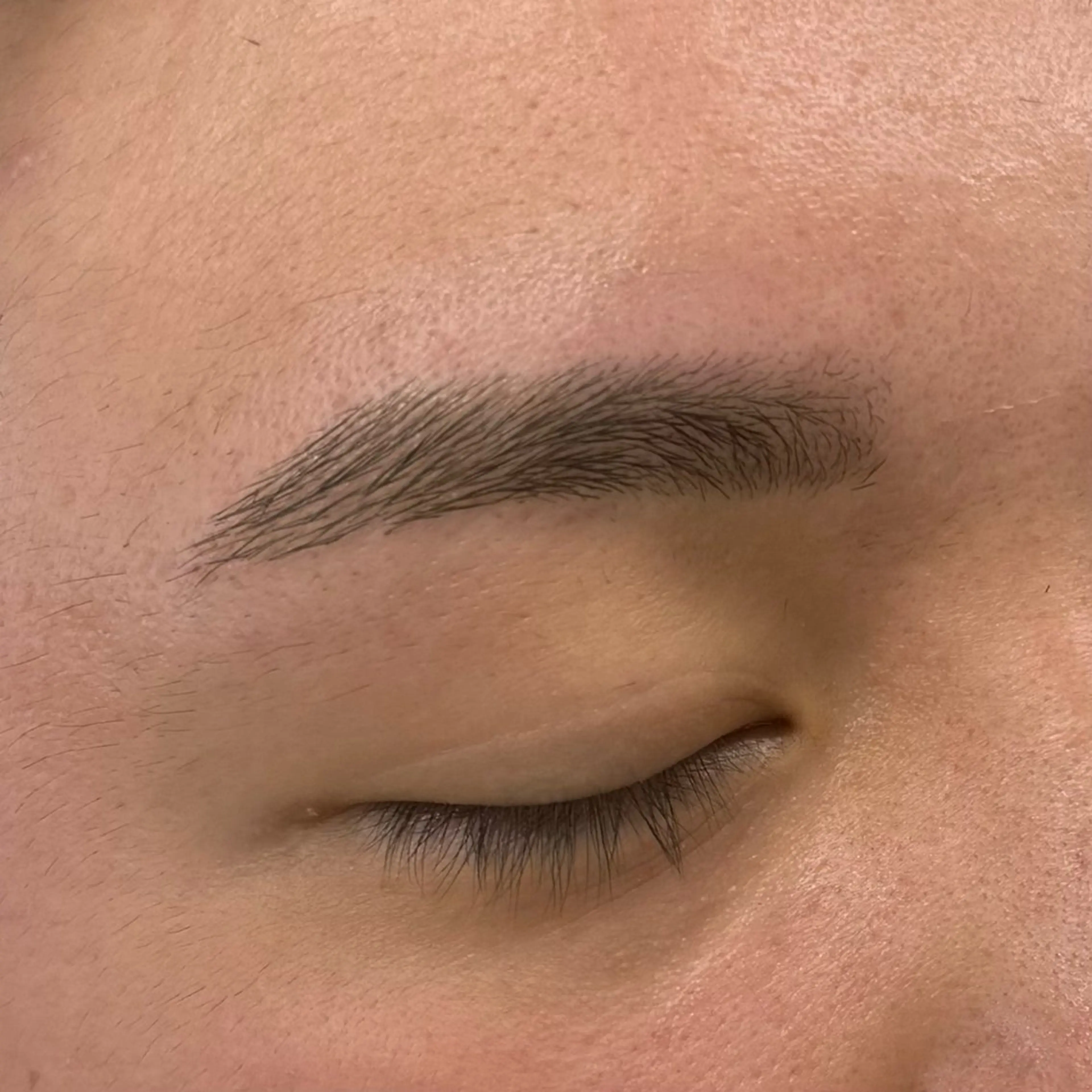 メンズ アイブロウ Kodama Hanakaのマツエク・マツパデザイン