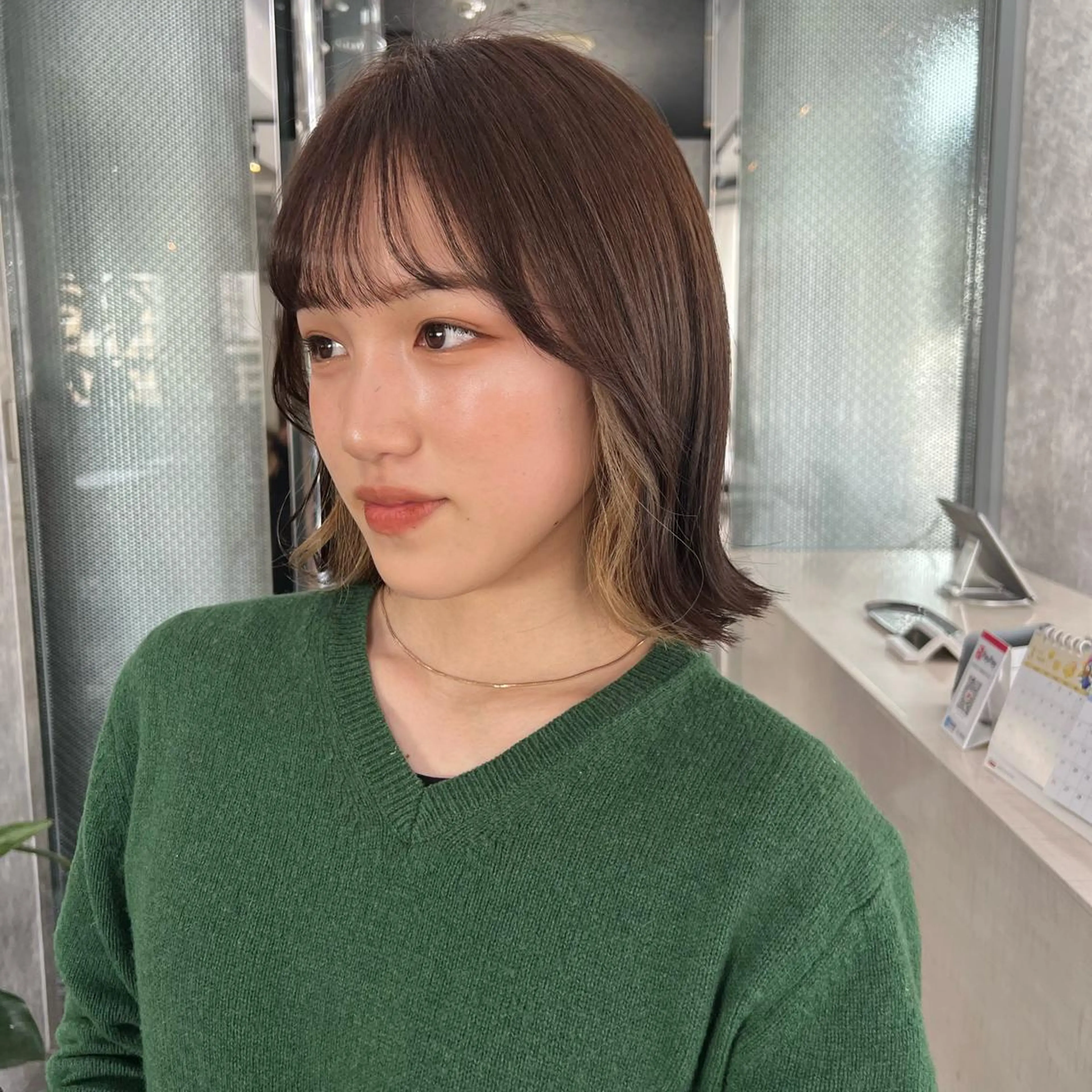 ショート カラー ヘアアレンジ TIDEHAIR SHIHOのヘアスタイル