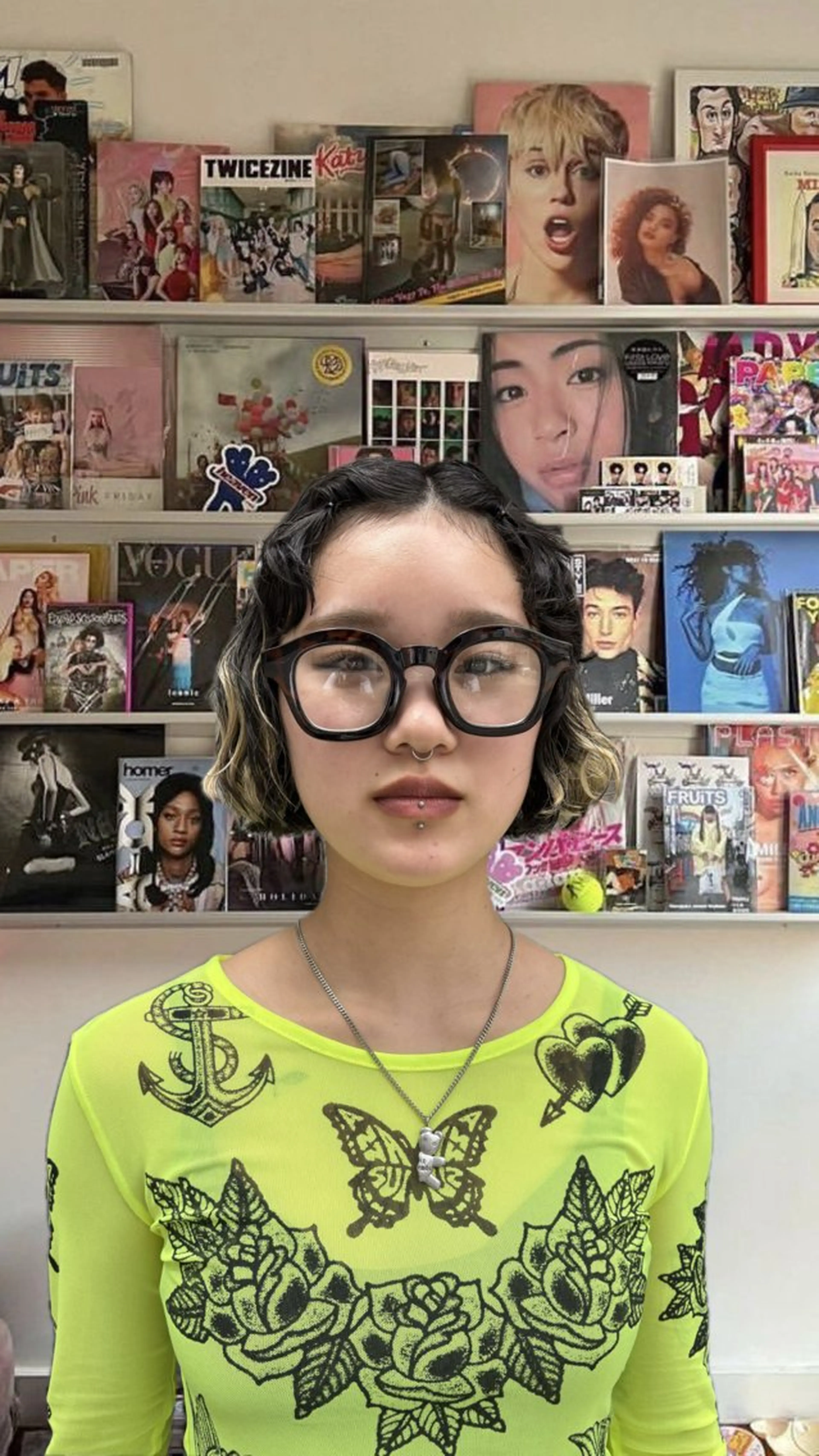 ショート ブリーチ/デザイン SAKUのヘアスタイル