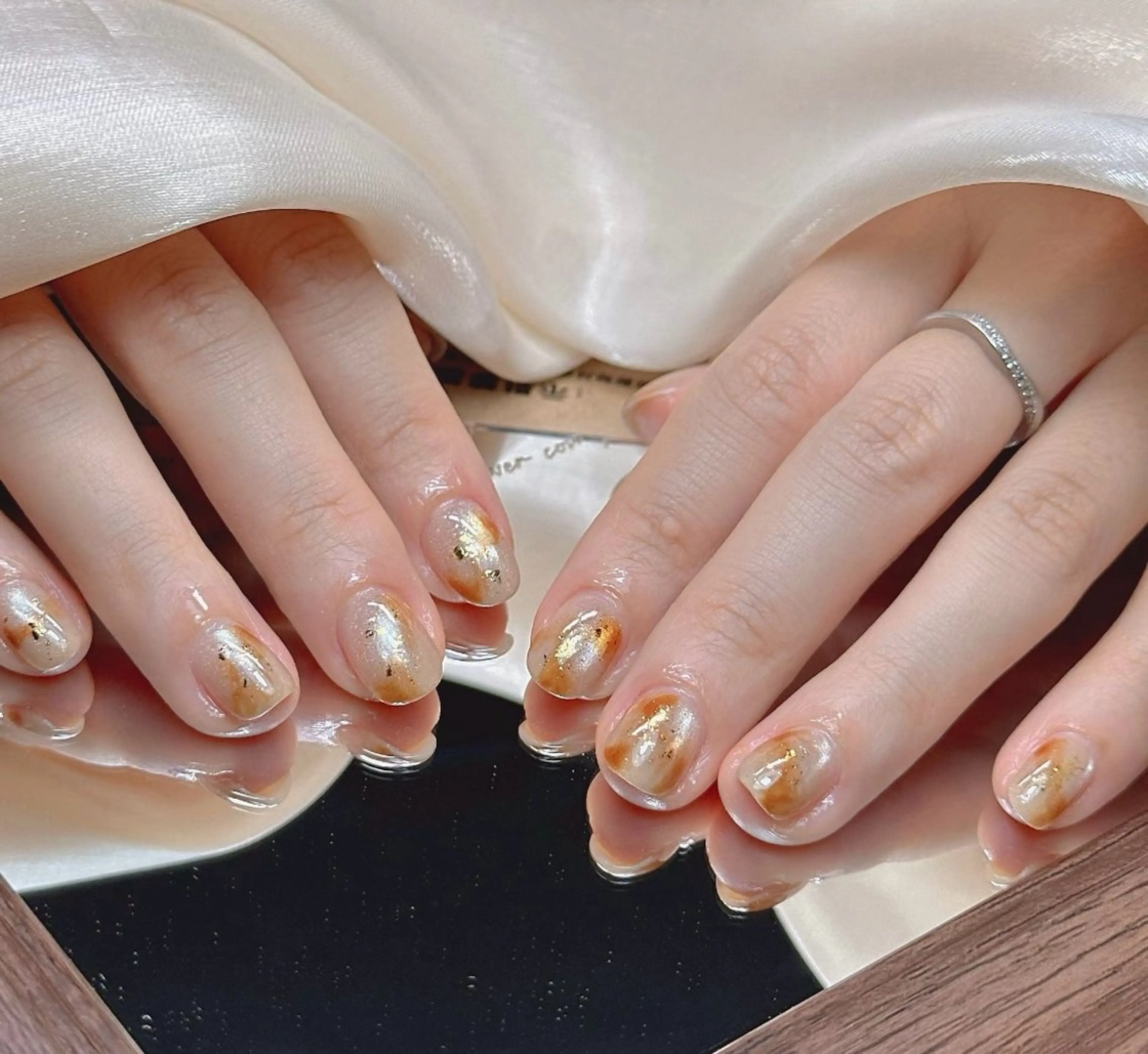 ネイル アートネイル べっ甲ネイル チークネイル 成人式 長さ出し ハンドネイル ハンドケア For you. Nail Salonのネイルデザイン