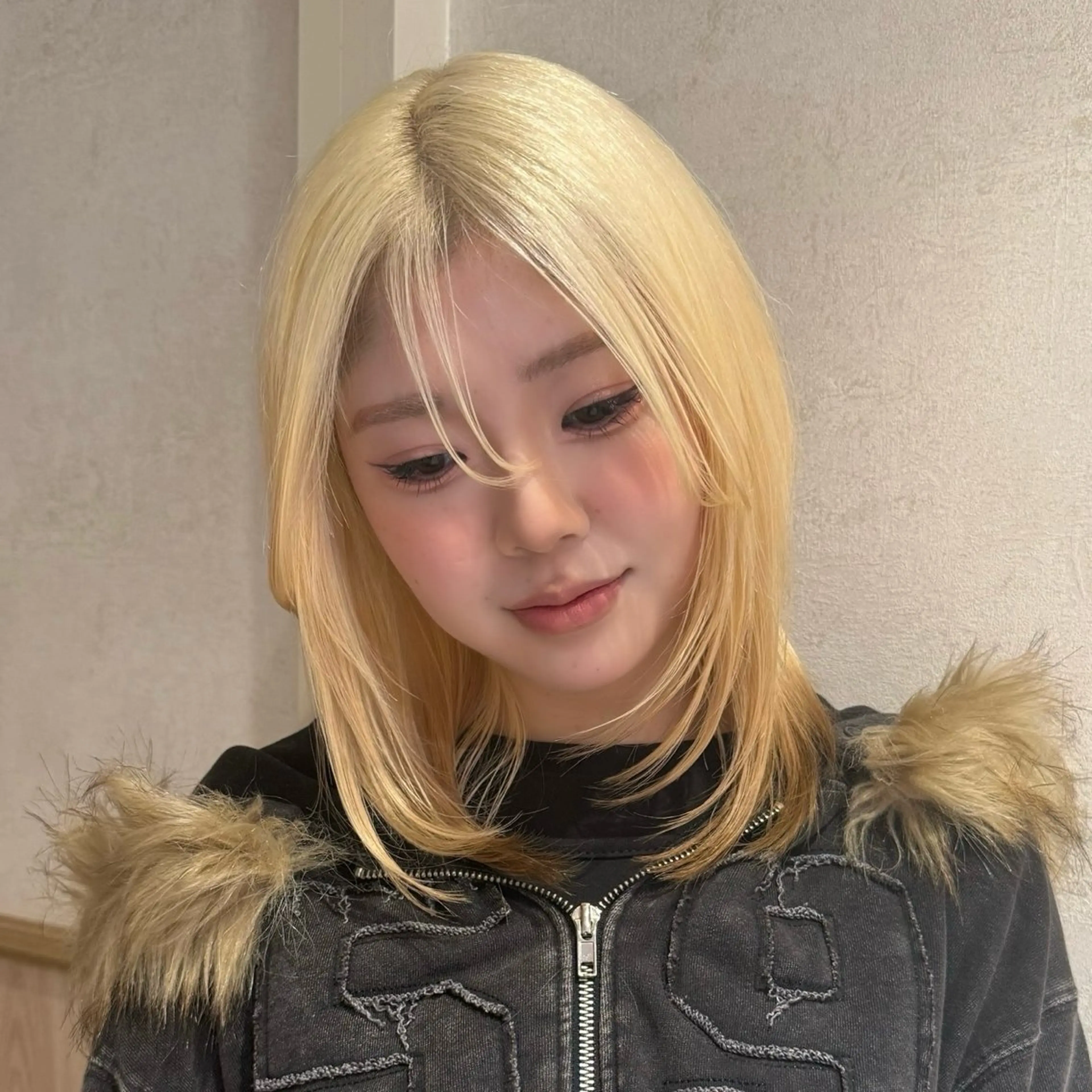 カラー 抜きっぱなしブロンド ブリーチ/デザイン /sakura🌸のヘアスタイル