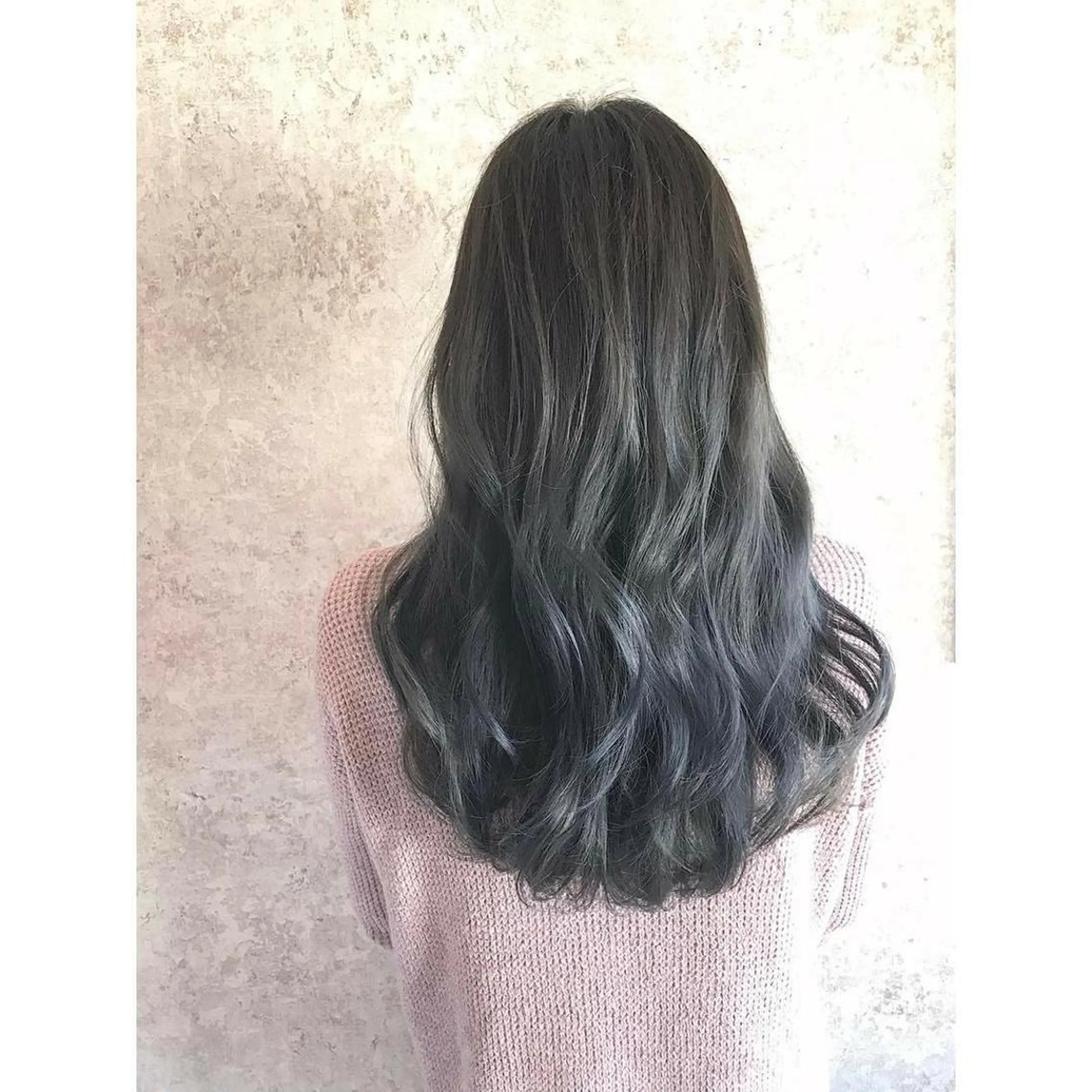 ミディアム due hair 京都駅前店 MILBON オージュア認定サロン【デューヘアー】所属・ハイトーンブリーチ 土坂　由志【京都】のヘアスタイル