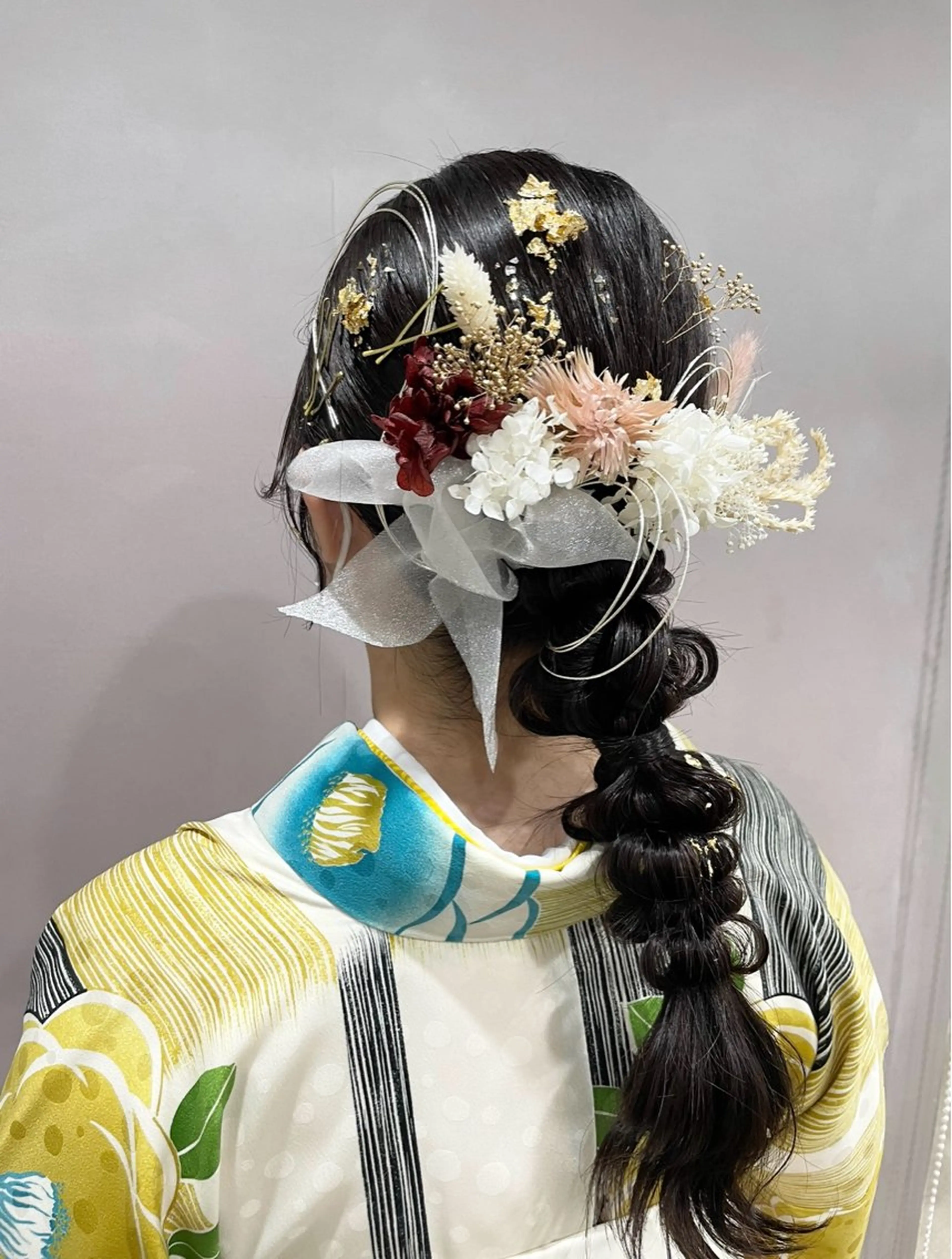 ヘアアレンジ SALOWIN  吉祥寺店所属・くすみベージュカラー 🪻HARUKAのヘアスタイル