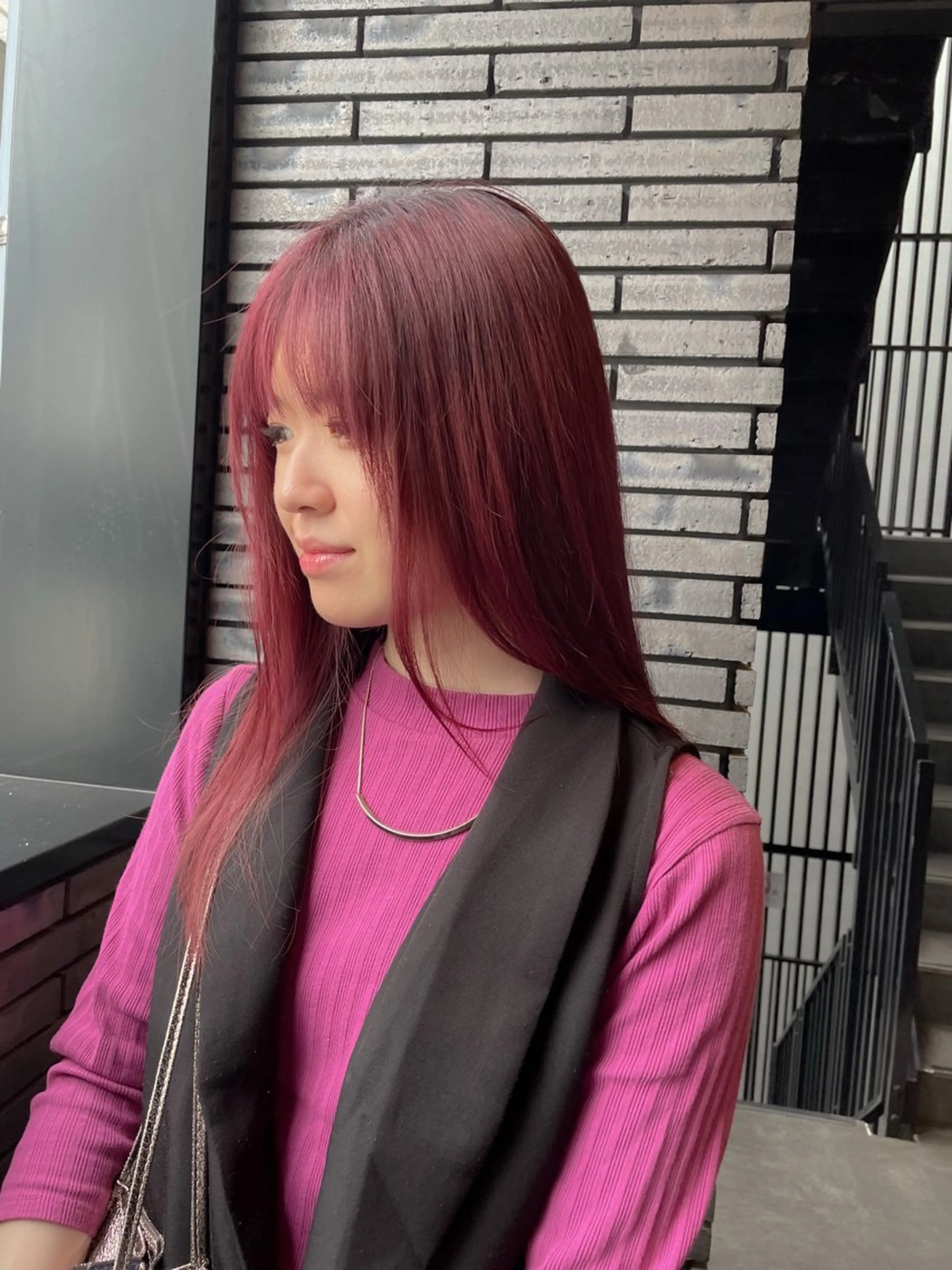 ロング ヘアカラー ウシロダ メグミのヘアスタイル