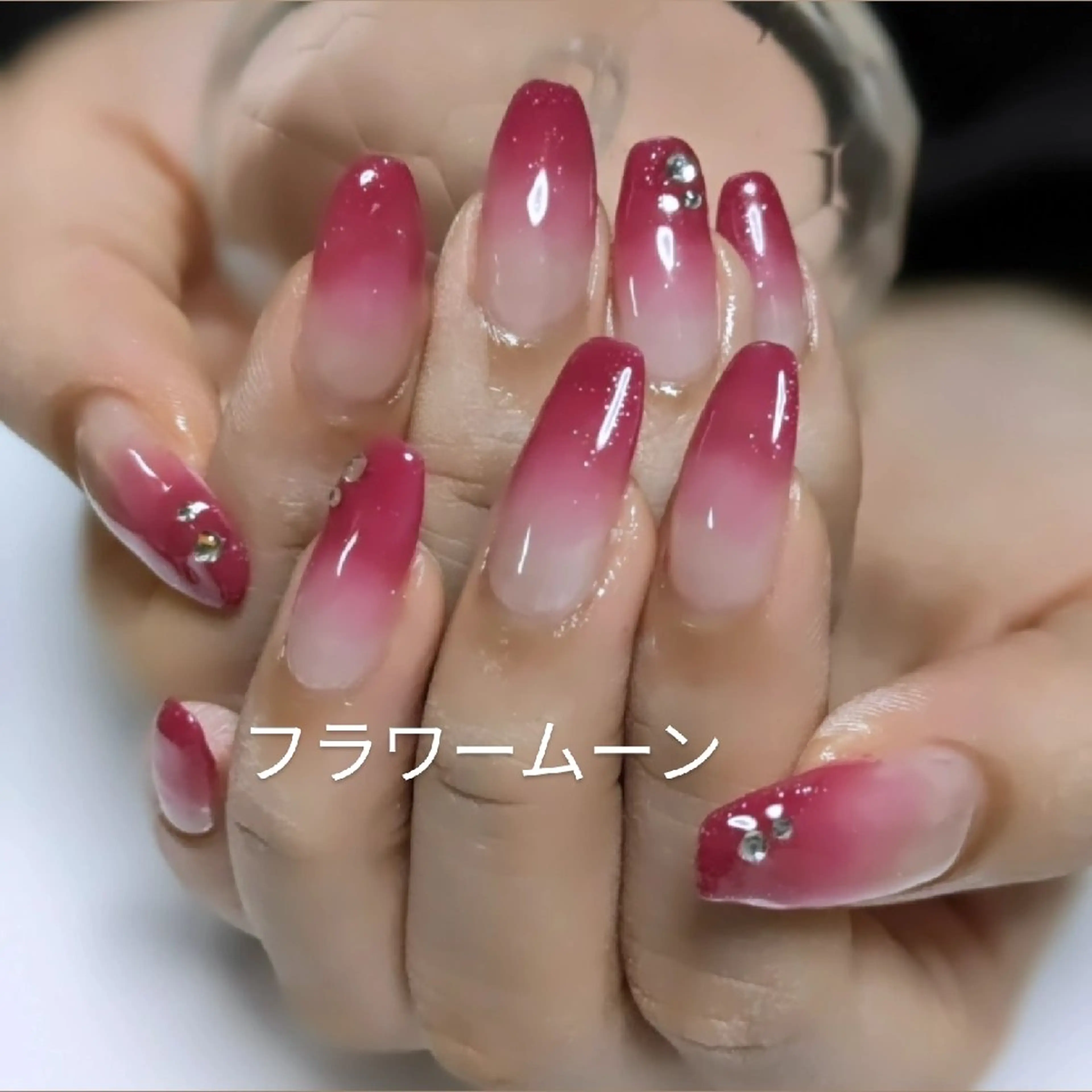 🖐️ジェル120分オフ＆ケア込シンプルデザインの写真