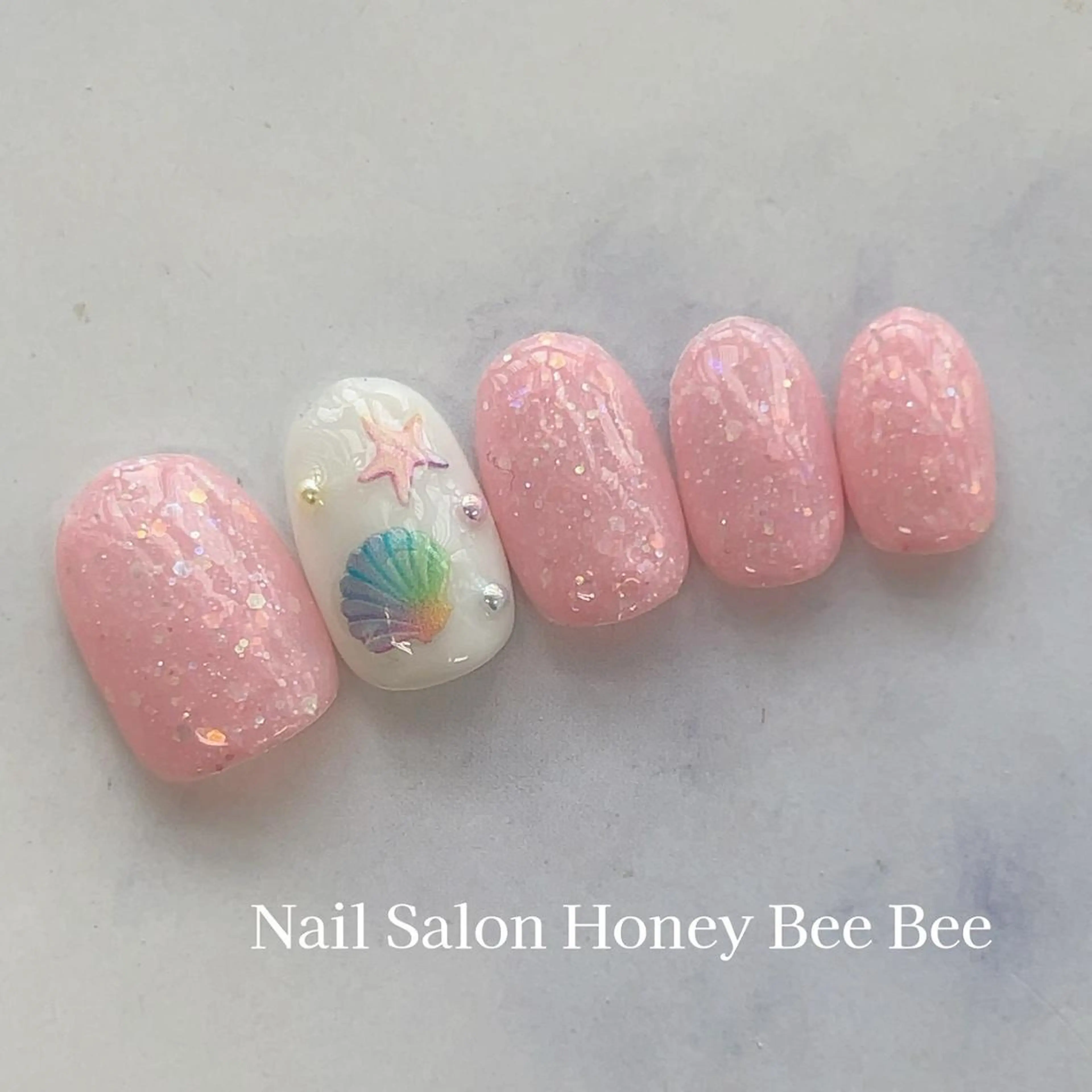 ネイル Nail salon Honey Beeのネイルデザイン