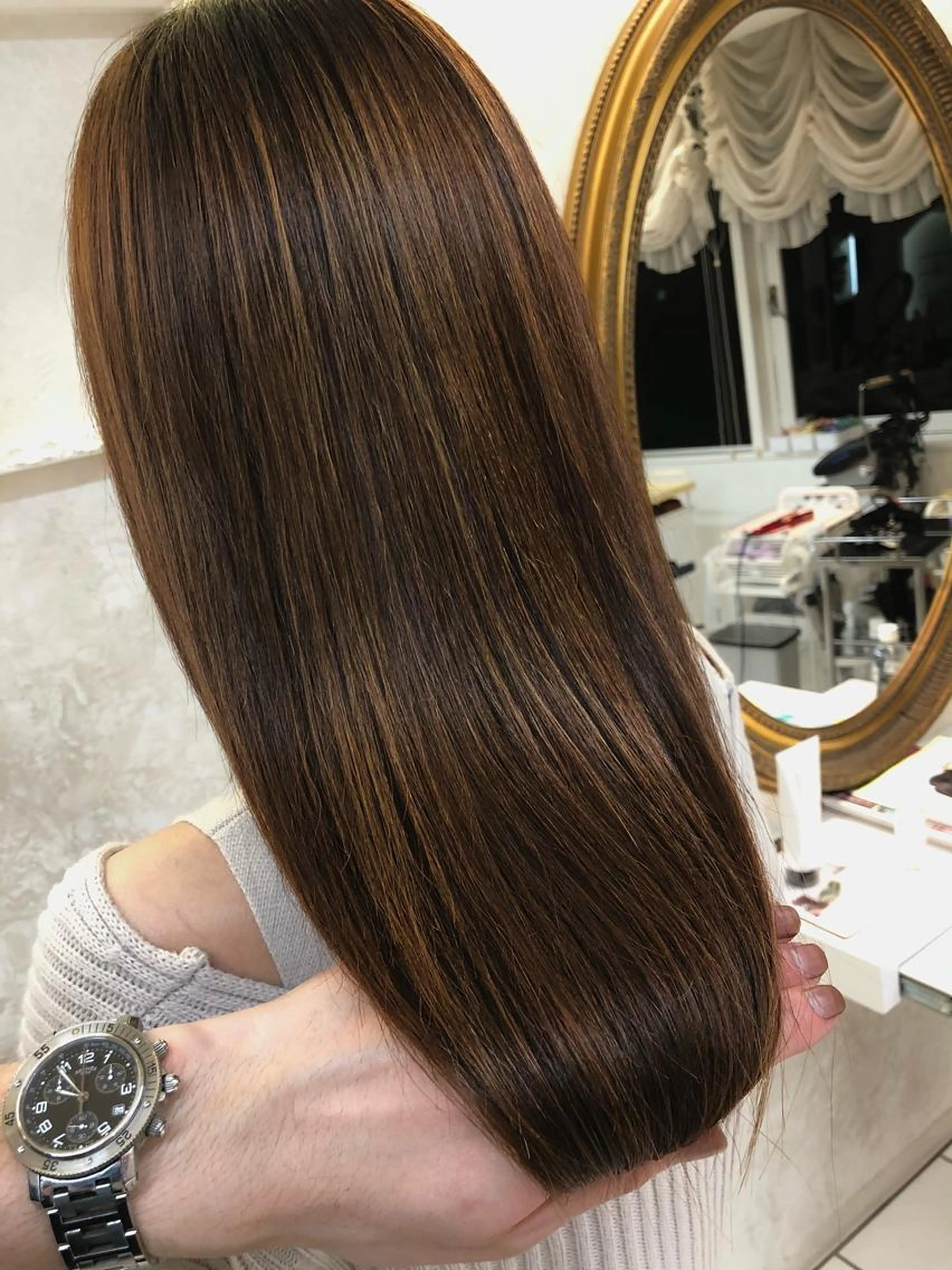 ツヤサラストレート+カット+トリートメントの写真