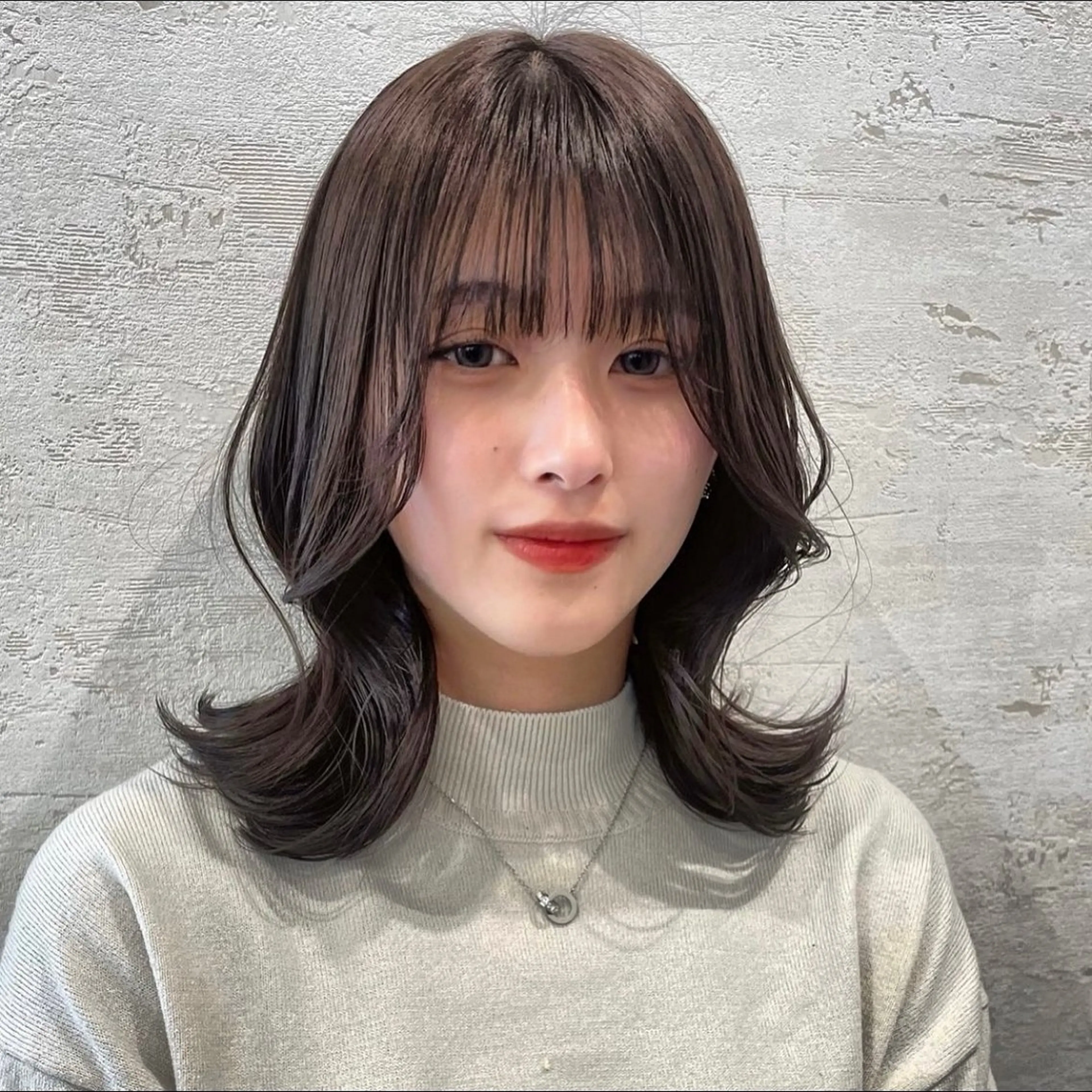 ミディアム RAF TOKYO 浜松所属・レイヤー/髪質改善/ 飯尾百花のヘアスタイル