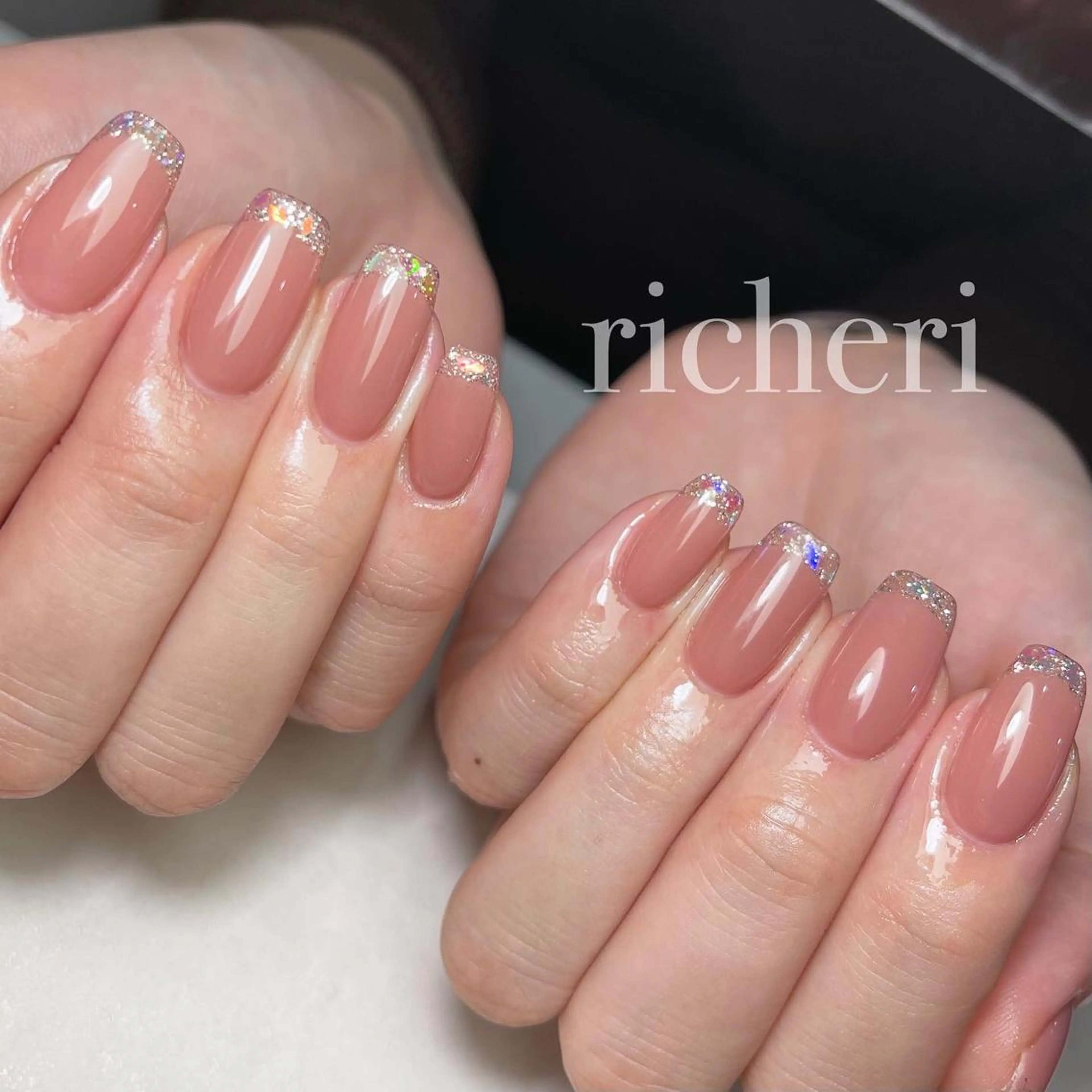 ミディアム ネイル 韓国風ヘア アートネイル フラッシュネイル フレンチネイル ジェルネイル ハンドネイル richeri beautyのエステ・リラクイメージ