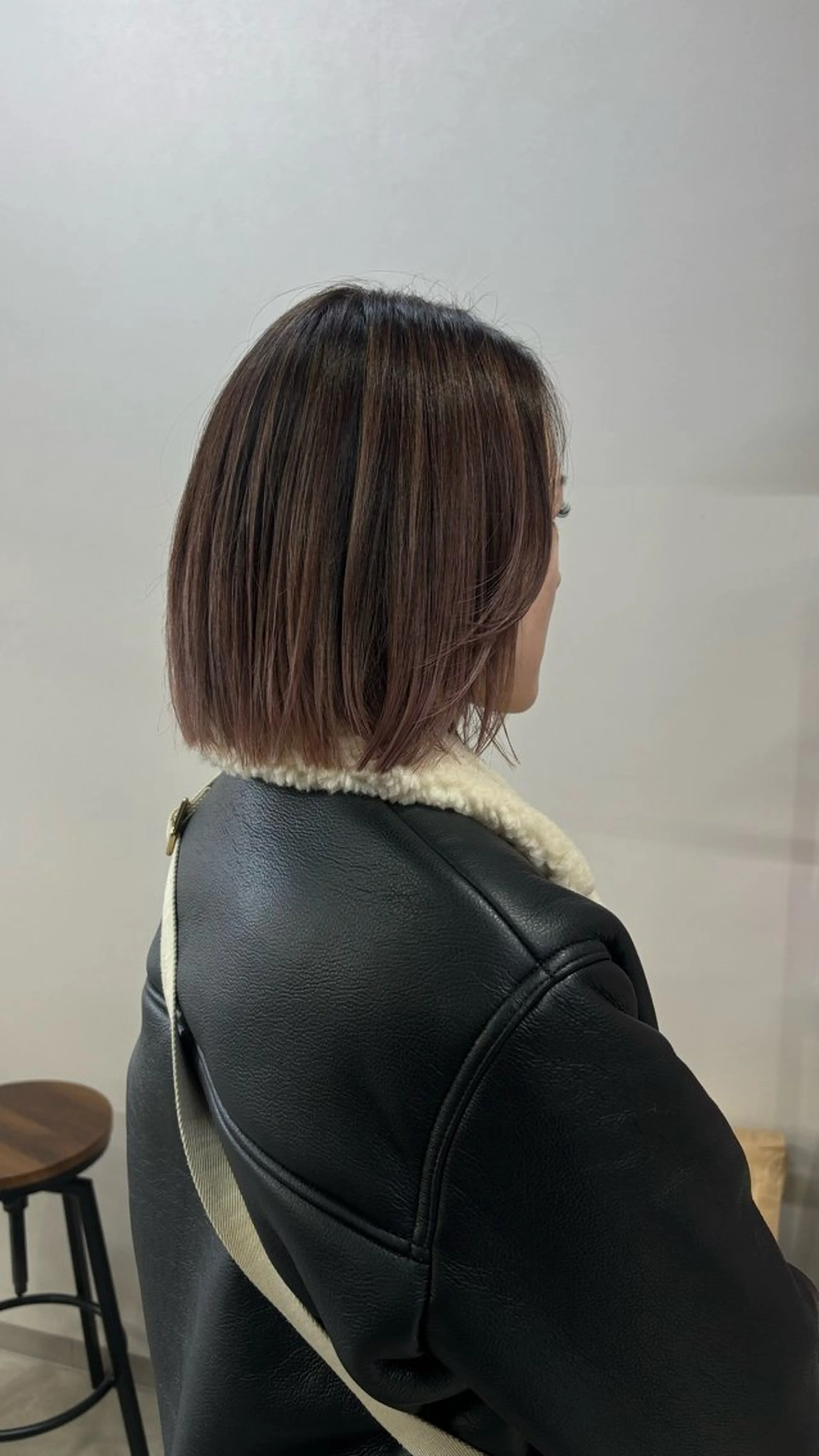 ミディアム カラー バレイヤージュ ベージュカラー ピンクカラー ピンクベージュ レイヤーカット カット ヘアカラー トリートメント 🐼 こゆきのヘアスタイル