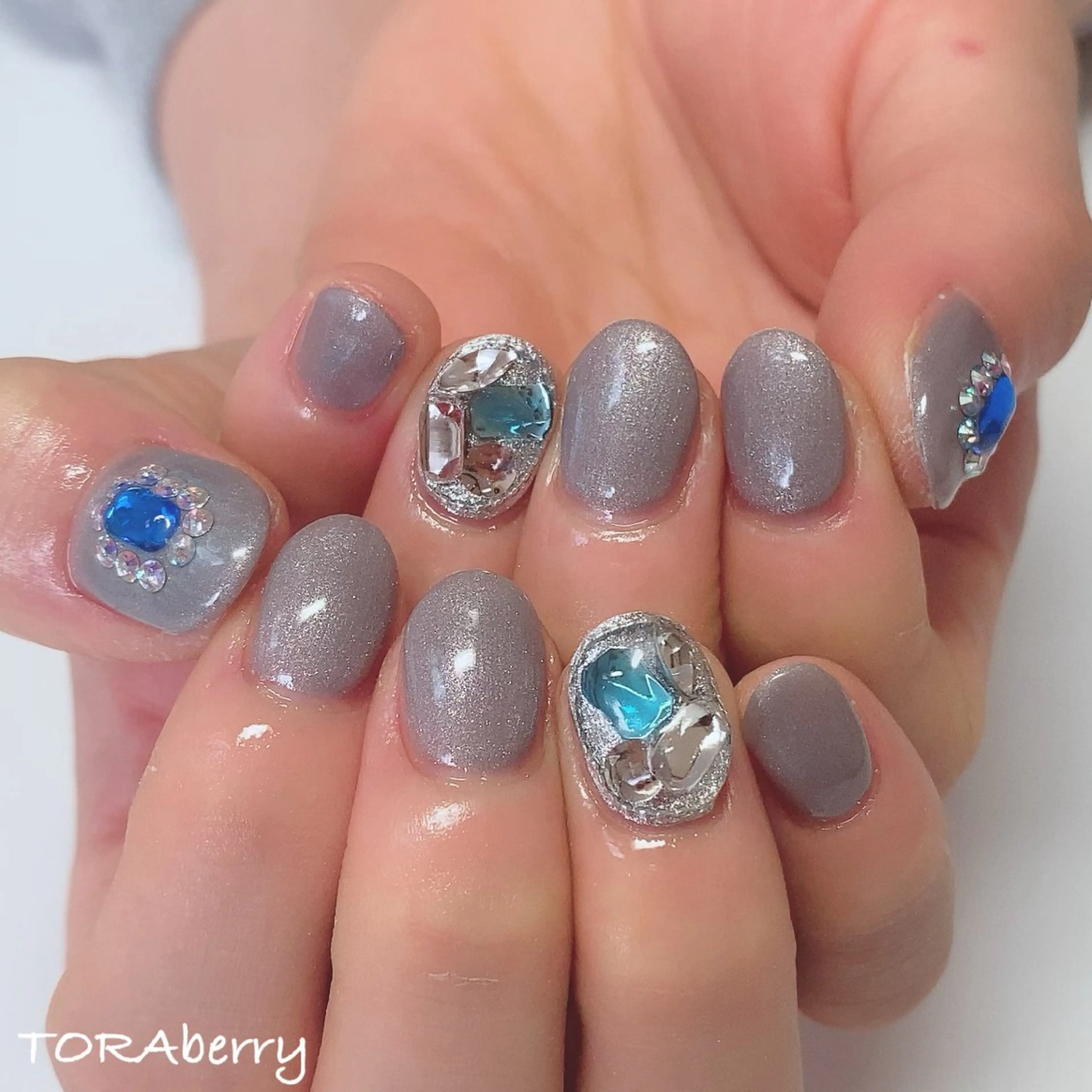 ネイル ハンドネイル ネイリスト なつみのネイルデザイン