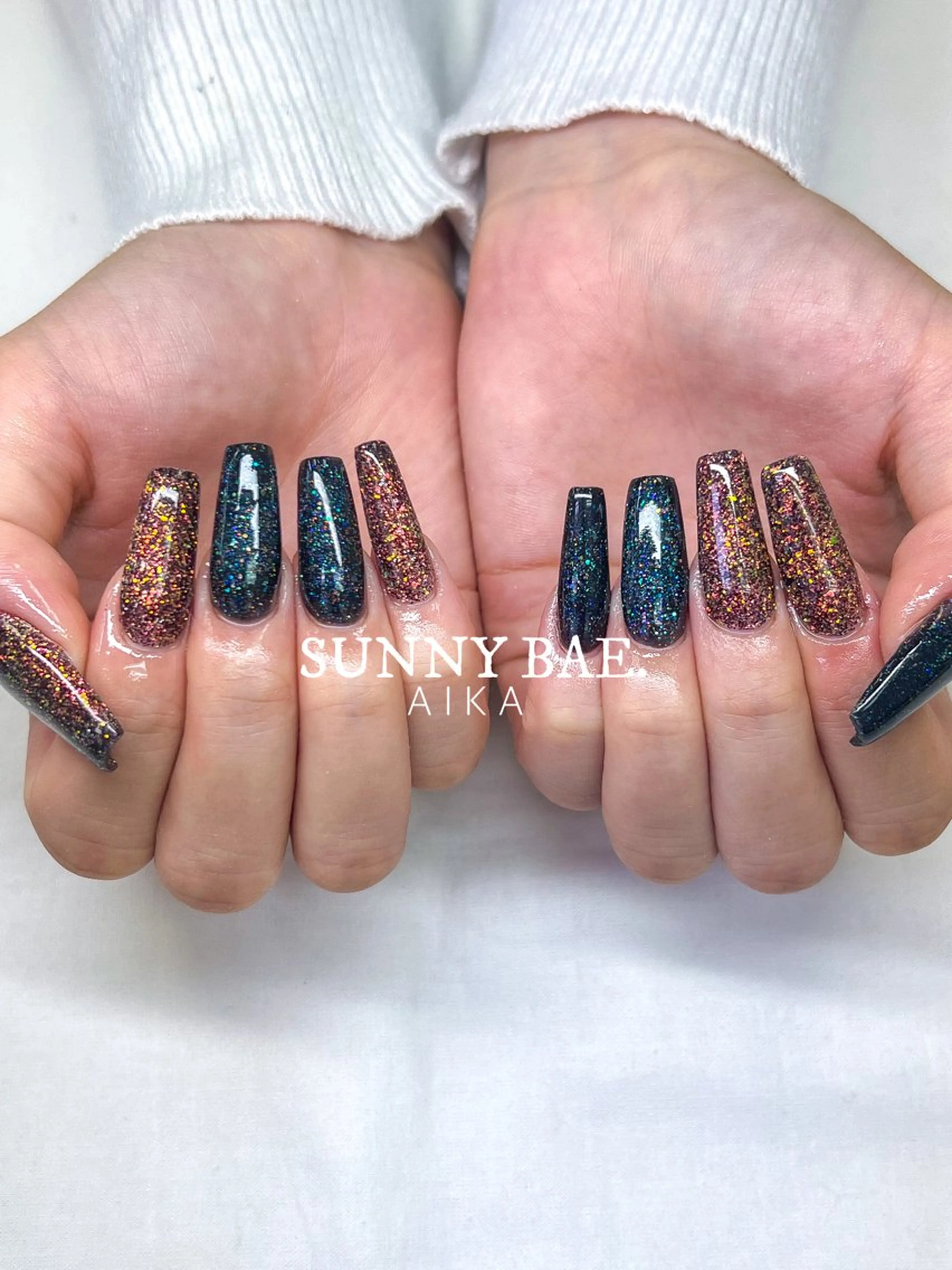 ネイル ジェルネイル ハロウィン キラキラネイル ロングネイル 持ち込み Made By AIKAのネイルデザイン