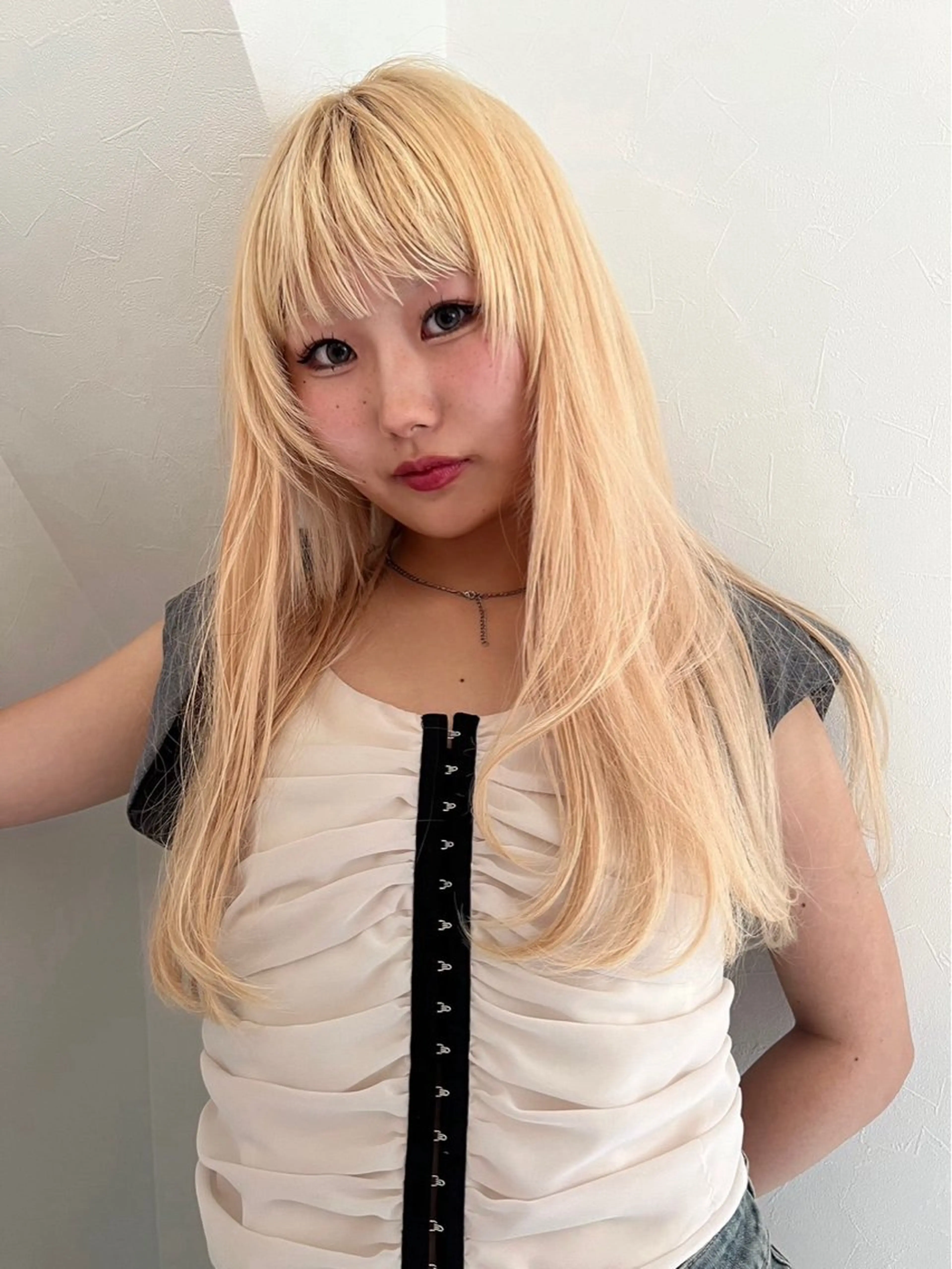 ＜1回ブリーチじゃ無理なカラー＞2回ブリーチＷカラー+Aujuaトリートメントの写真