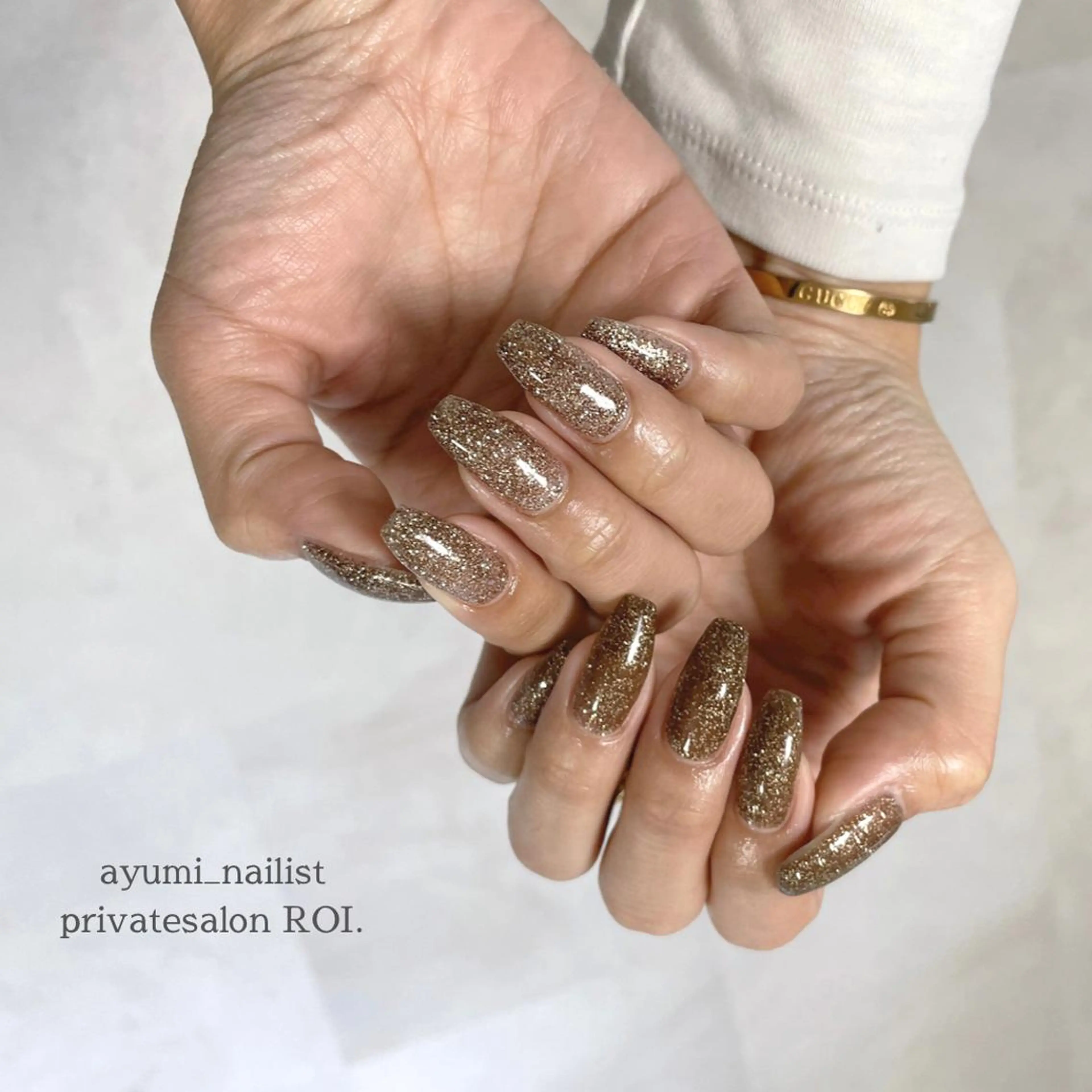 ネイル ブラウン ワンカラーネイル ハンドネイル ROI. Ayumi.のネイルデザイン