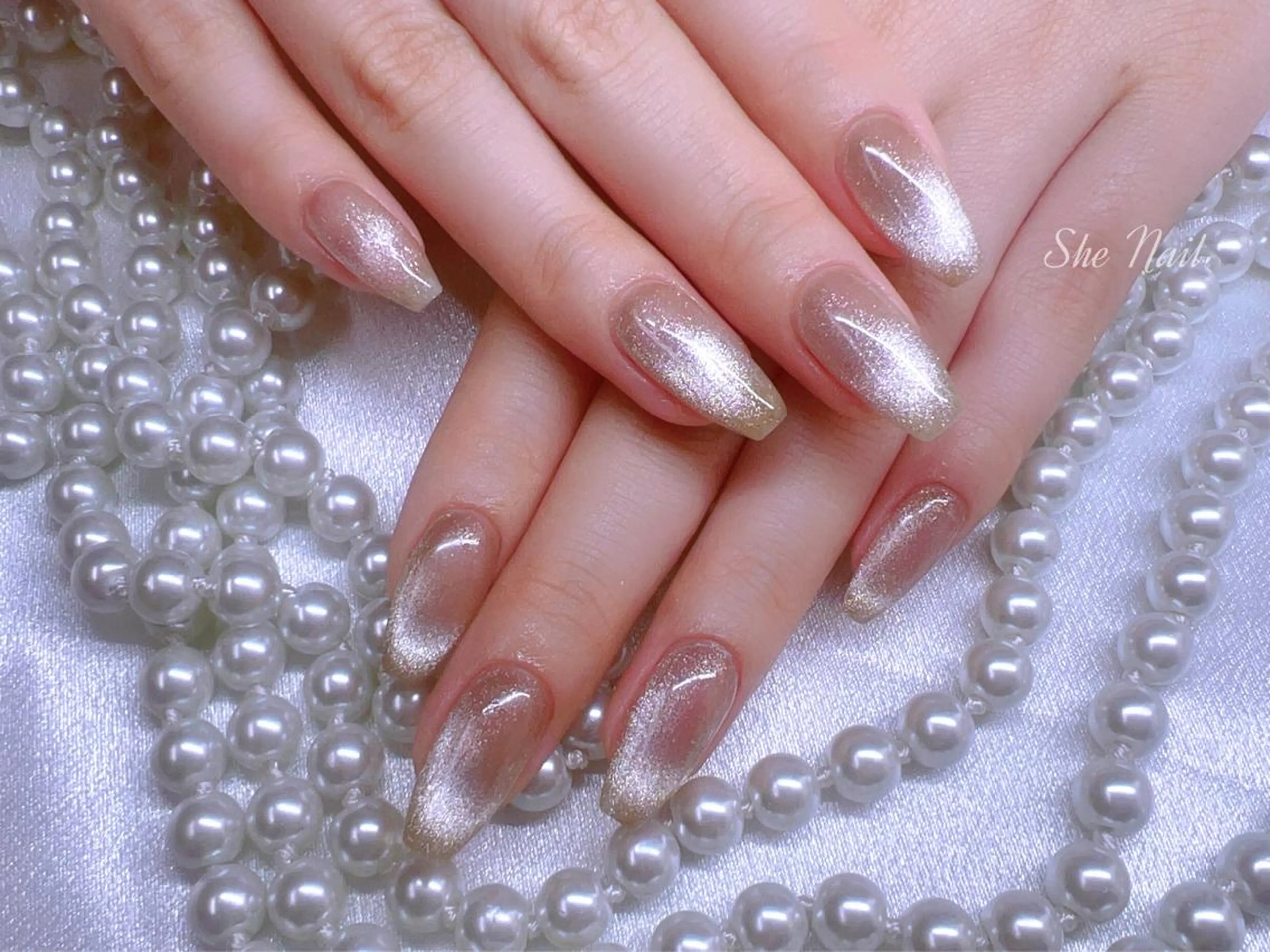 ネイル チークネイル 長さ出し マグネットネイル 持ち込み ワンカラーネイル ハンドネイル She   Nail所属・ISA_ BELLAのネイルデザイン