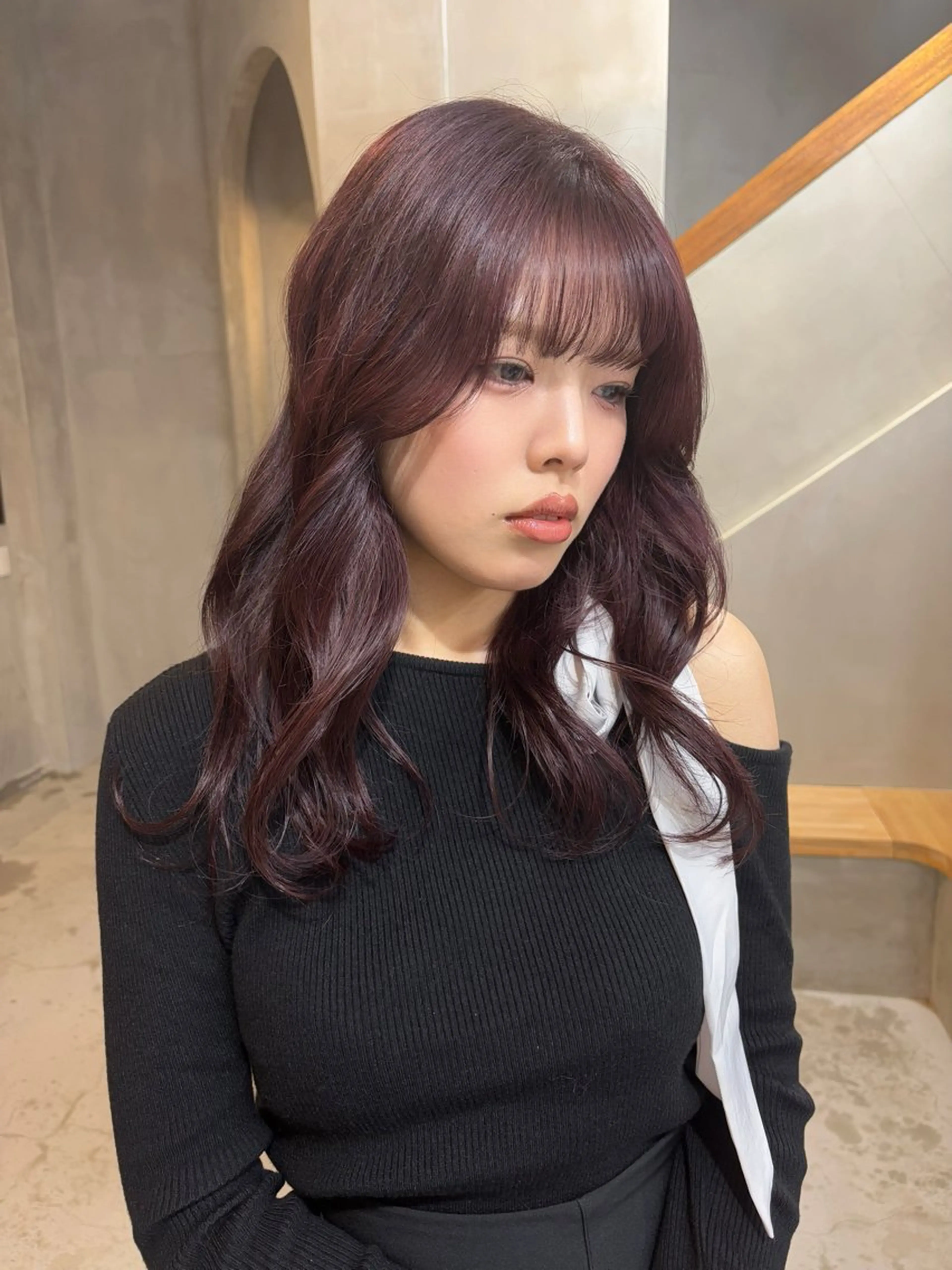 セミロング カラー ラベンダーカラー ラベンダーピンク ピンクカラー 小西 萌々香のヘアスタイル