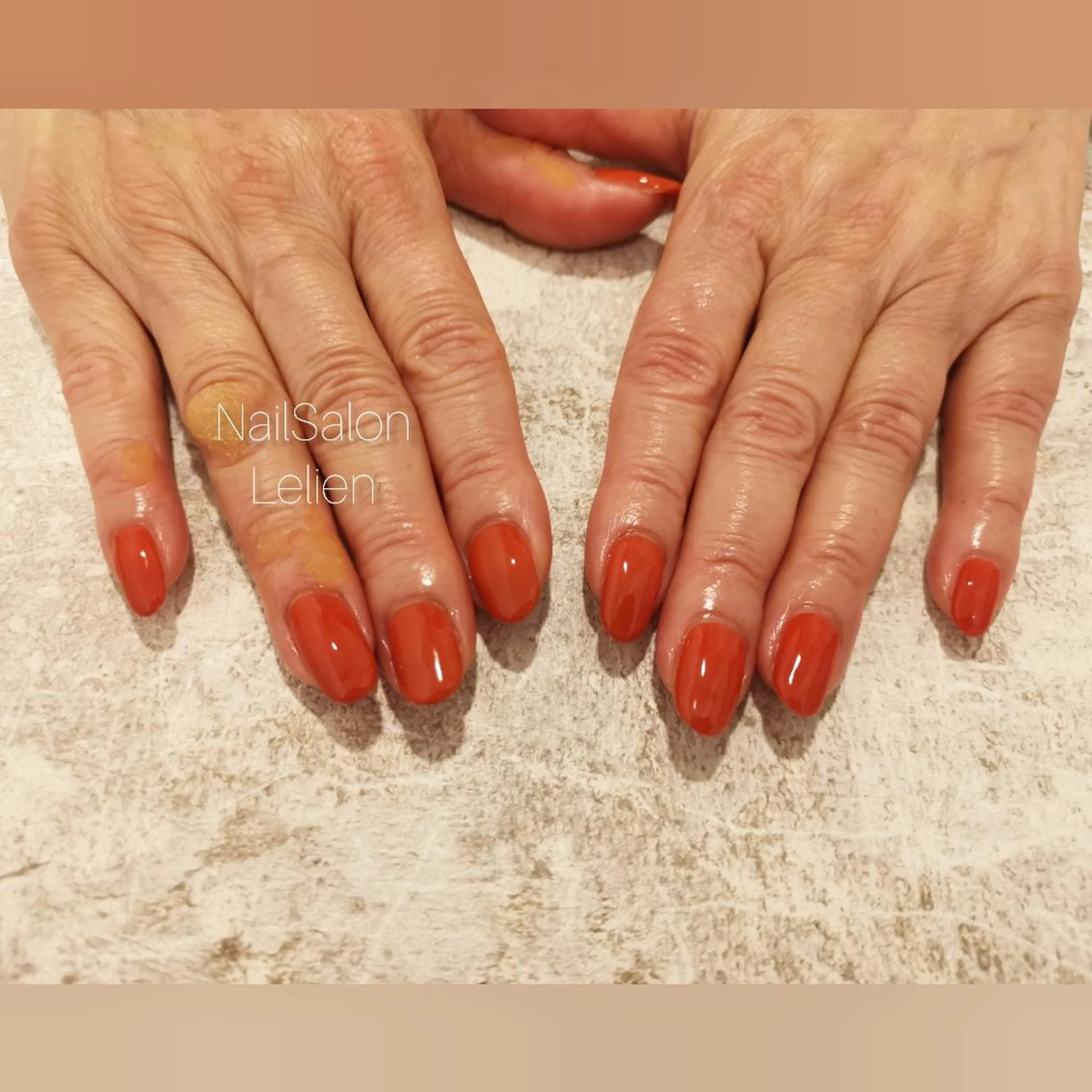 ネイル ワンカラーネイル オレンジ ハンドネイル 人気エリア💖完全個室【ルリエ】所属・ネイルサロン Lelienルリエのネイルデザイン