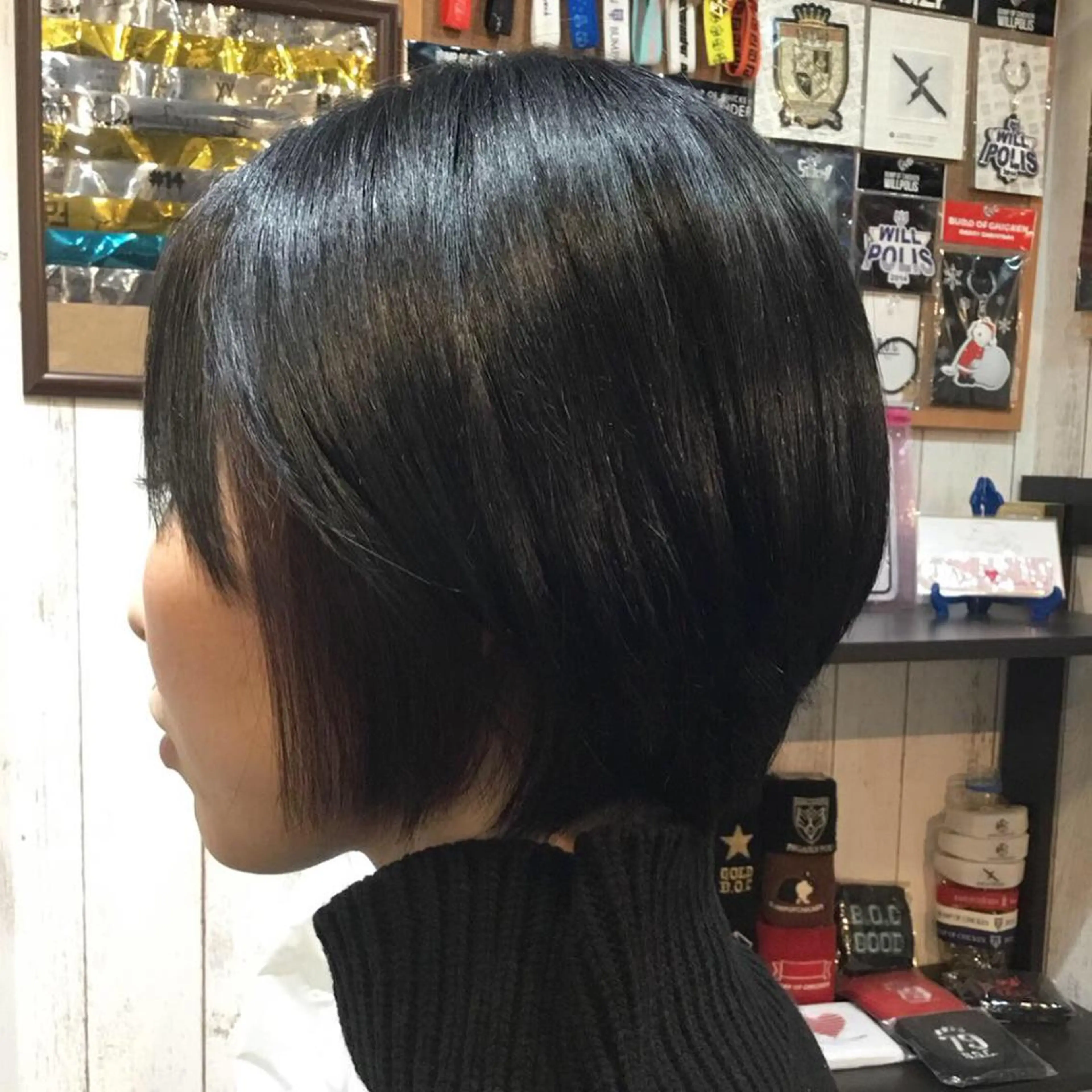 ショート カラー embrace エンブレイスのヘアスタイル