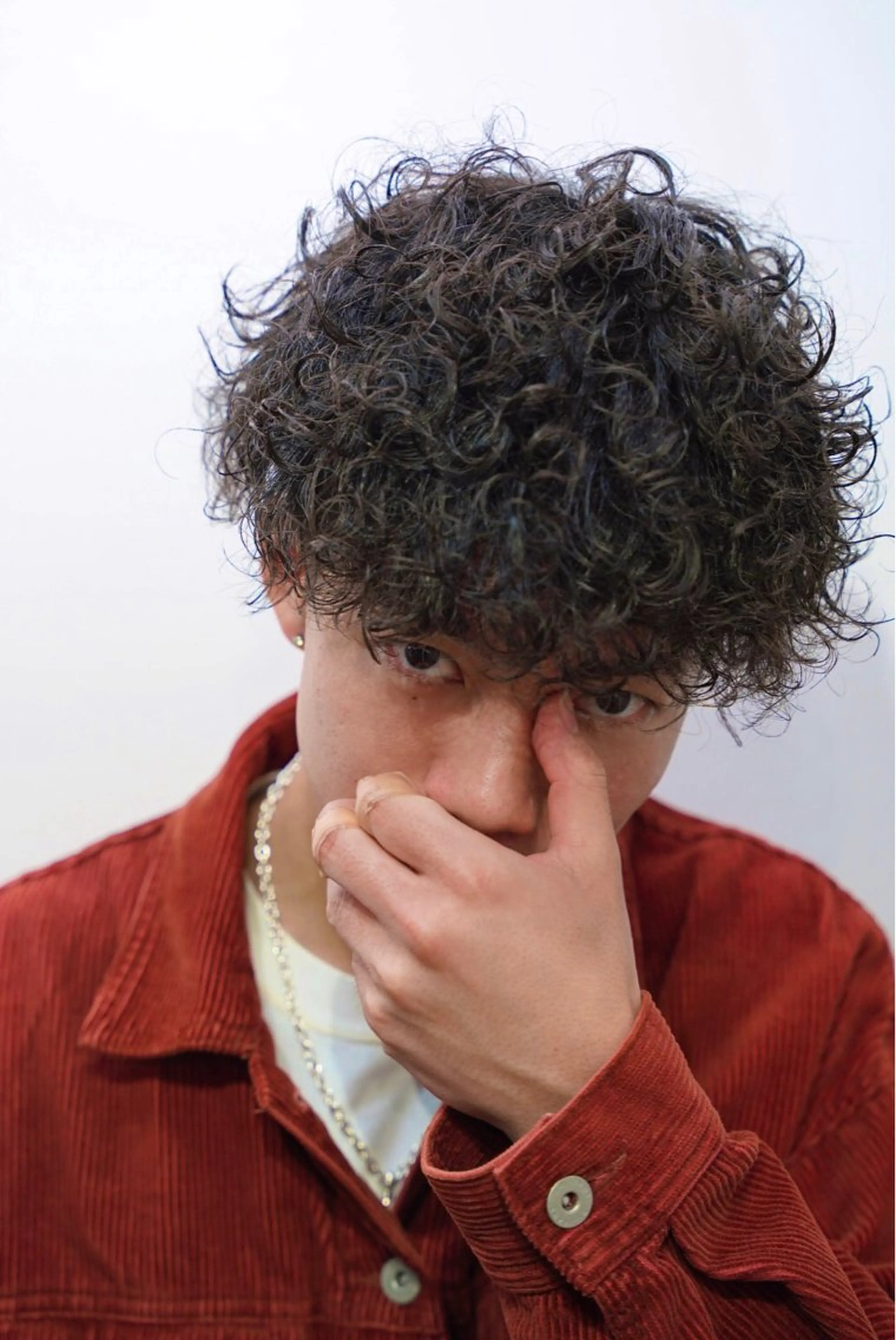 ミディアム パーマ メンズ カット 津田 祐岐のヘアスタイル