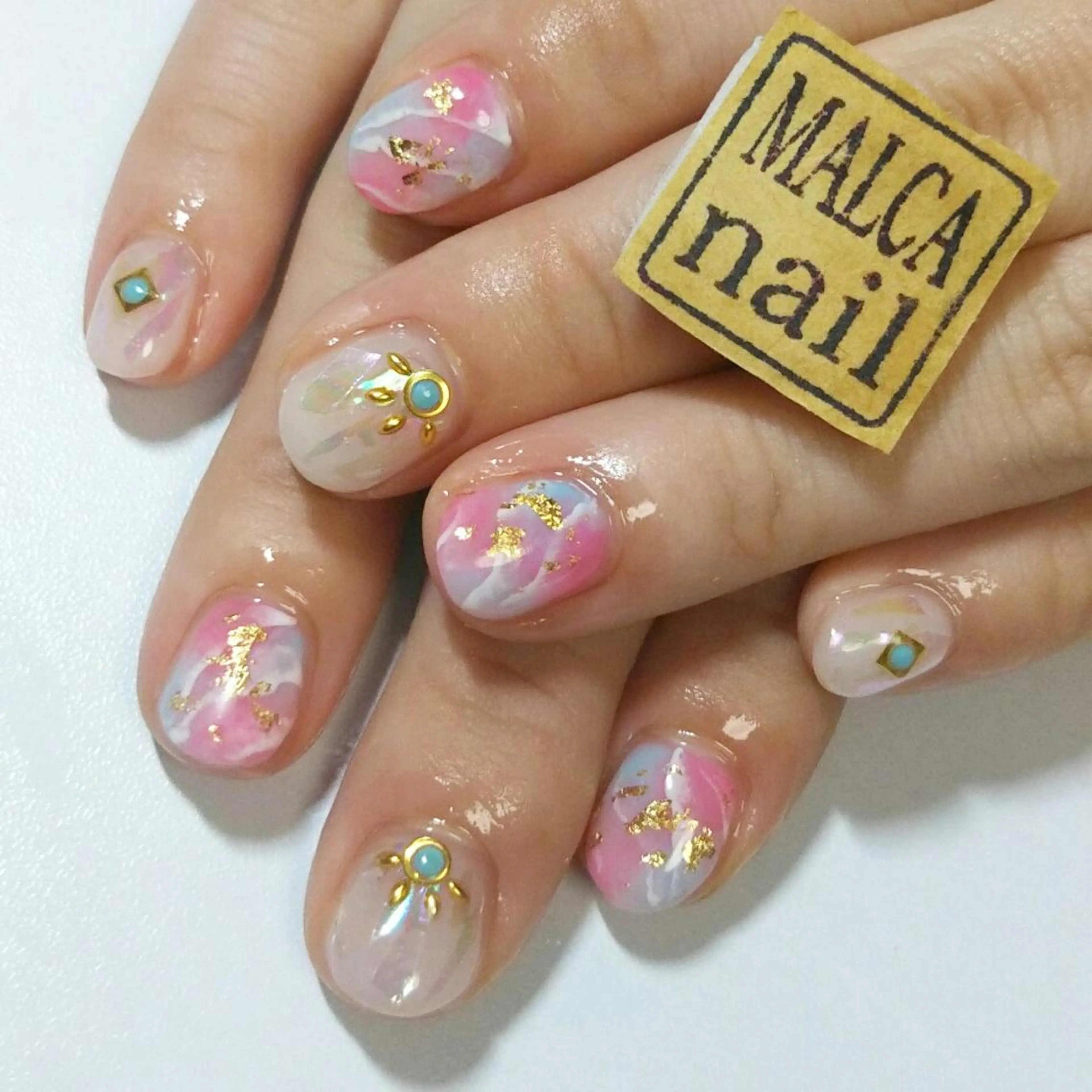 ネイル MALCAnail(マルカネイル)所属・荒木 莉奈のネイルデザイン