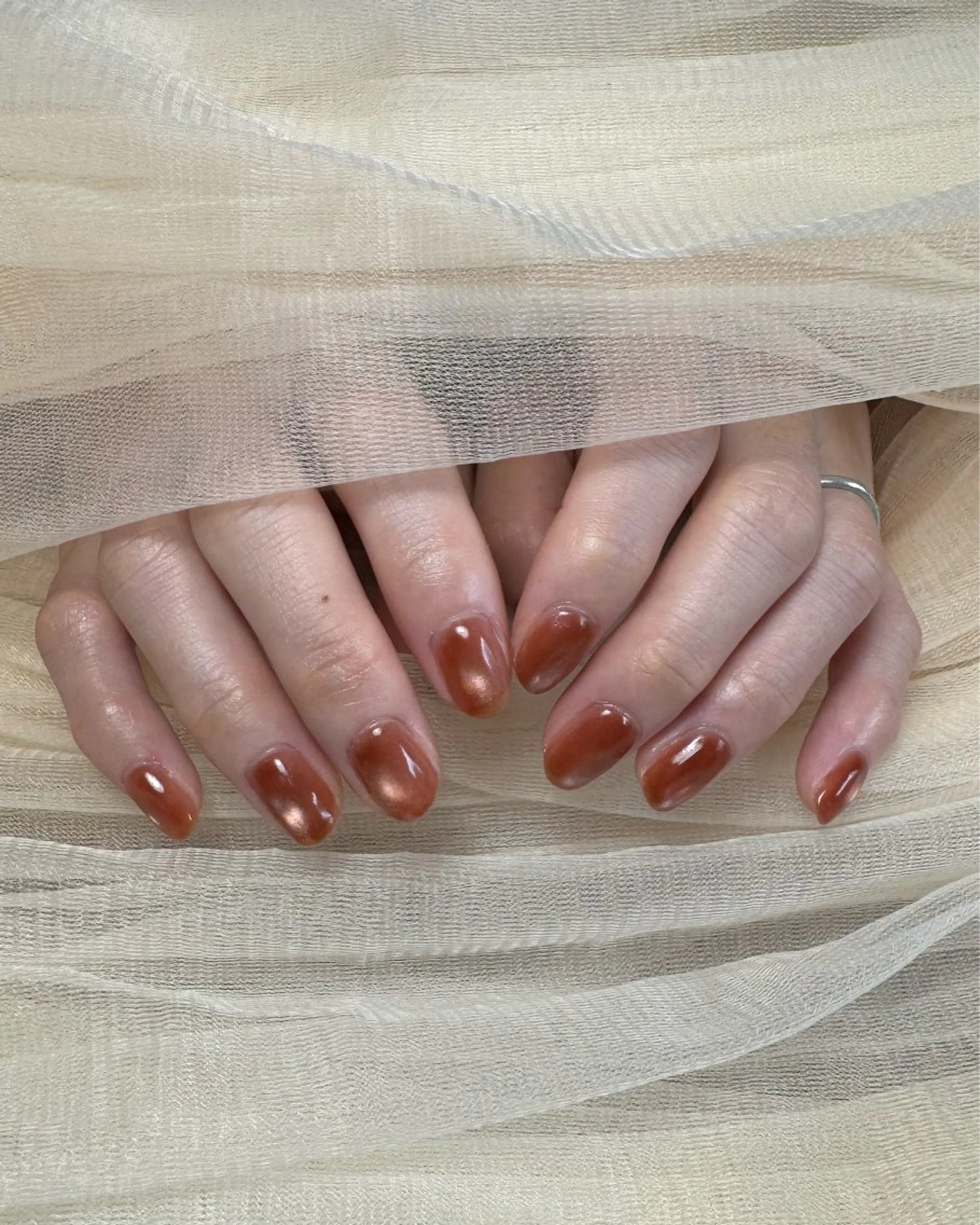 ネイル マグネットネイル マグネットワンカラー ワンカラーネイル ハンドネイル via nailのネイルデザイン