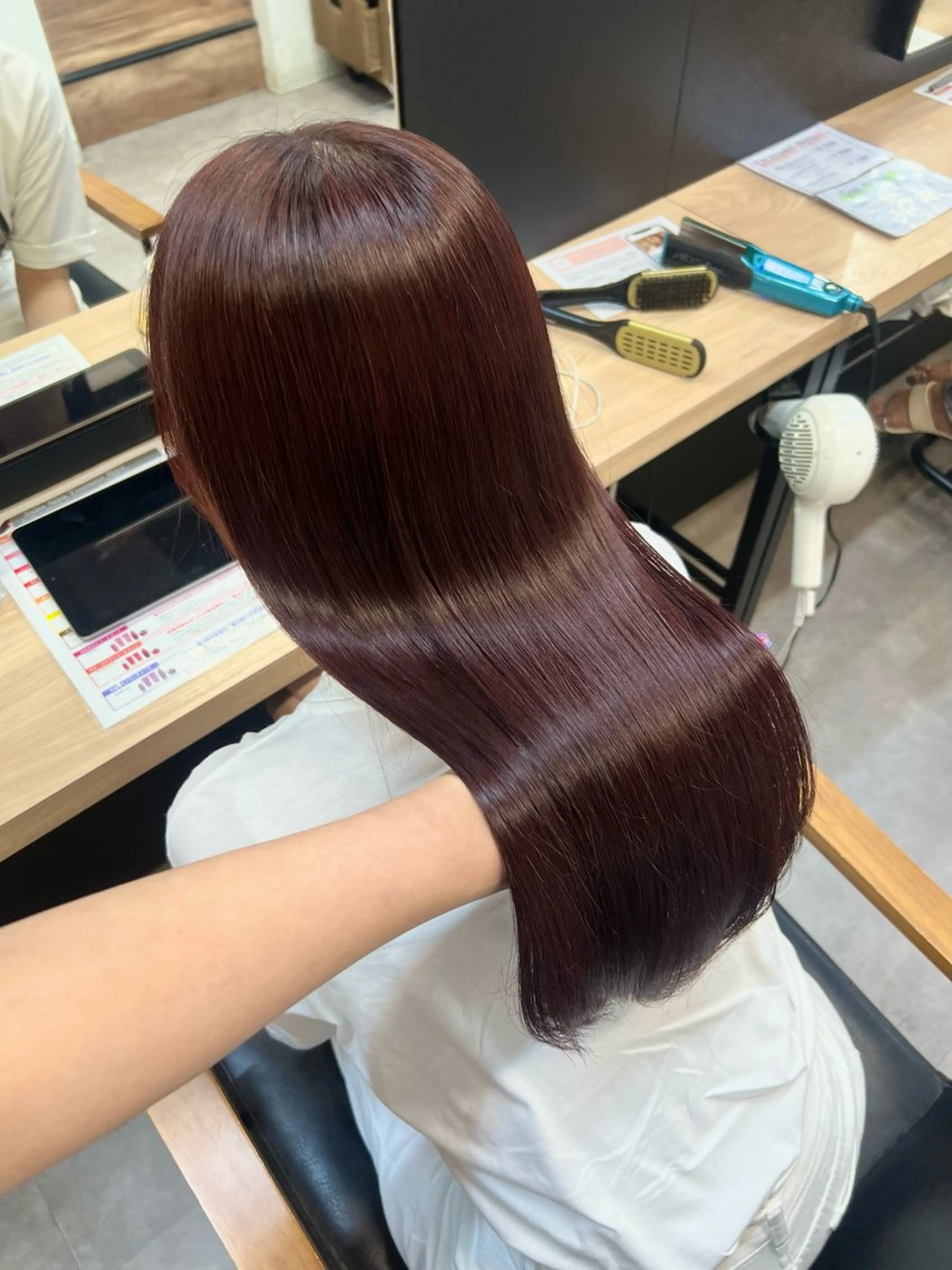 縮毛矯正（全体•リタッチ）の写真