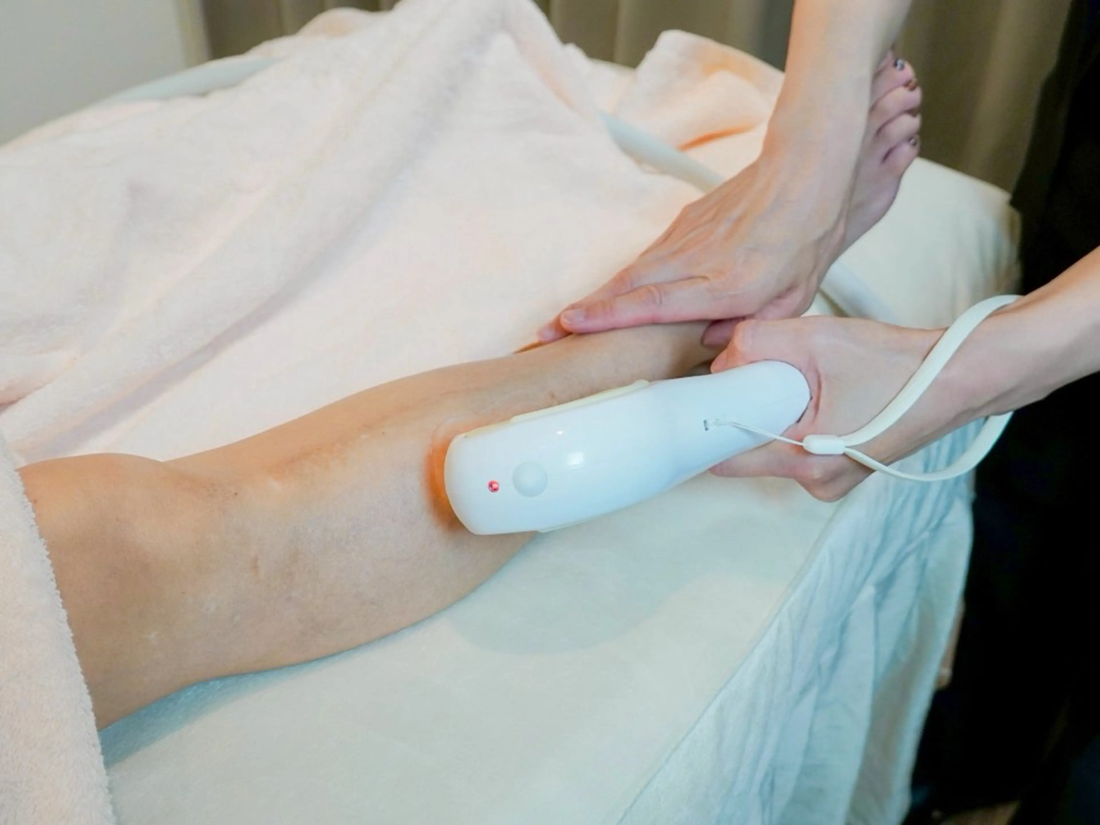 【人気NO.1】ひざ下脱毛１回の写真