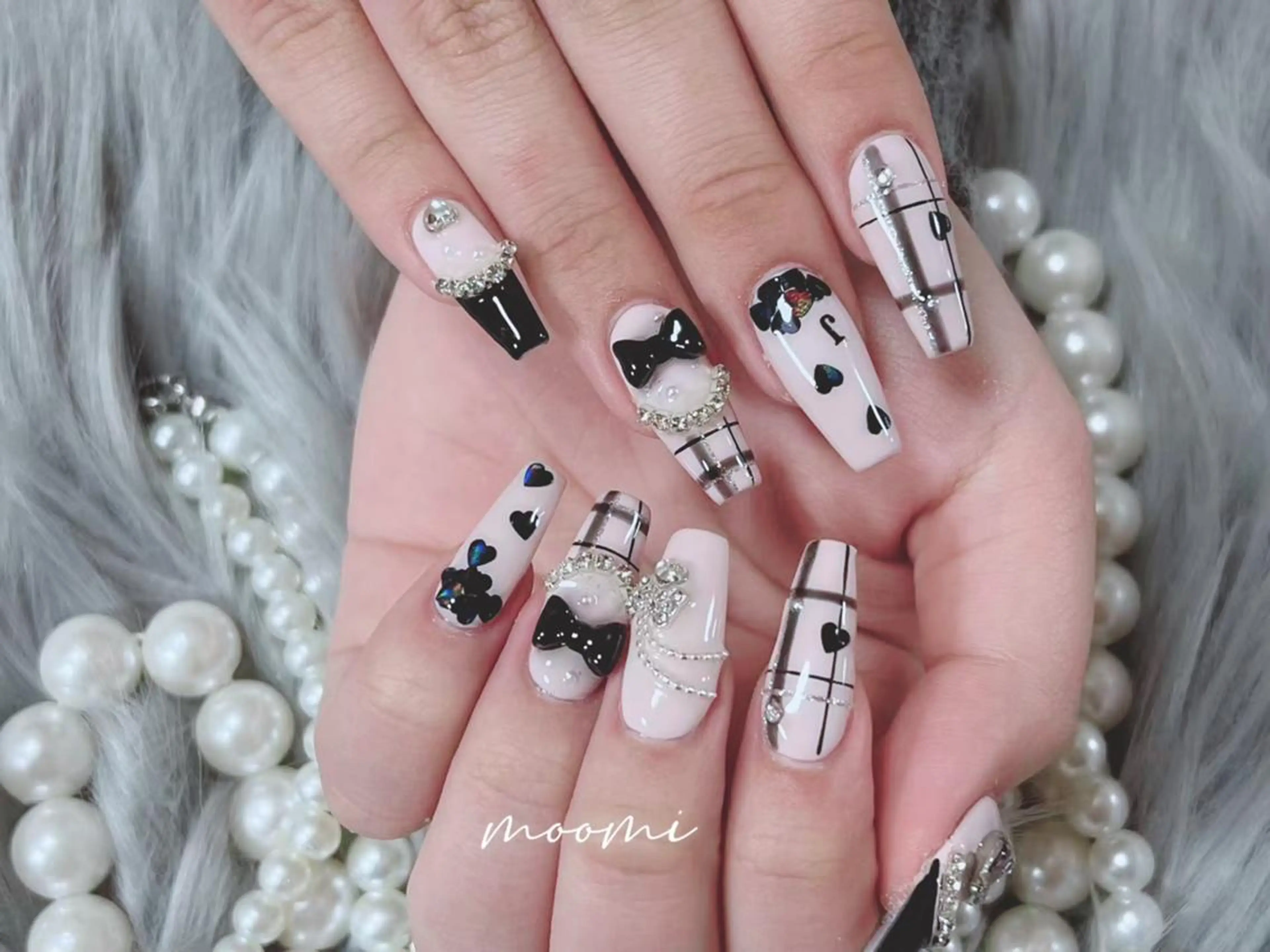 ネイル 長さ出し ジェルネイル グラデーション 韓国ネイル マグネットネイル moomi nail スカルプ専門のネイルデザイン