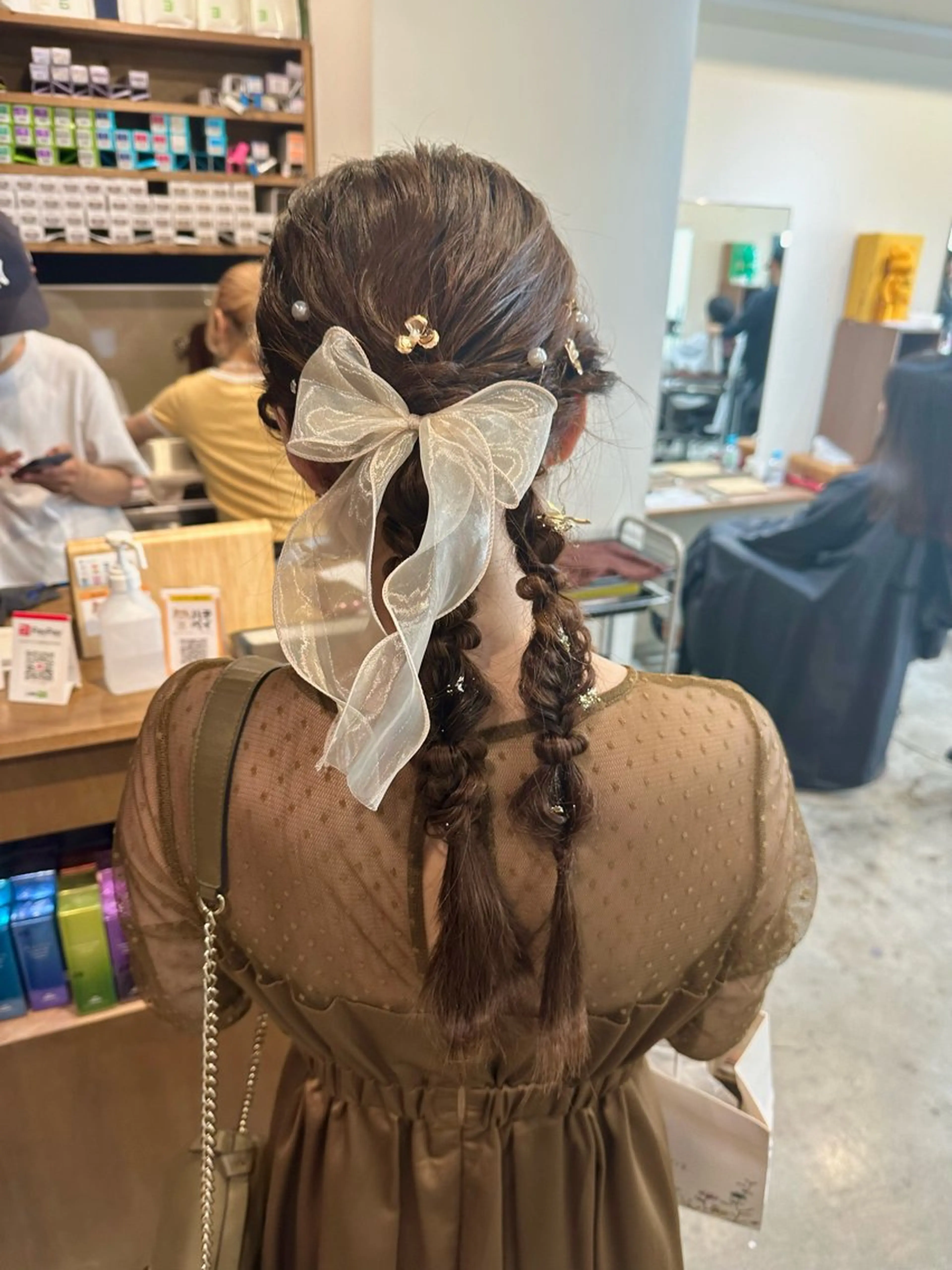 セミロング カラー ヘアアレンジ 縮毛矯正+モテカラー 🎀✨mihoのヘアスタイル