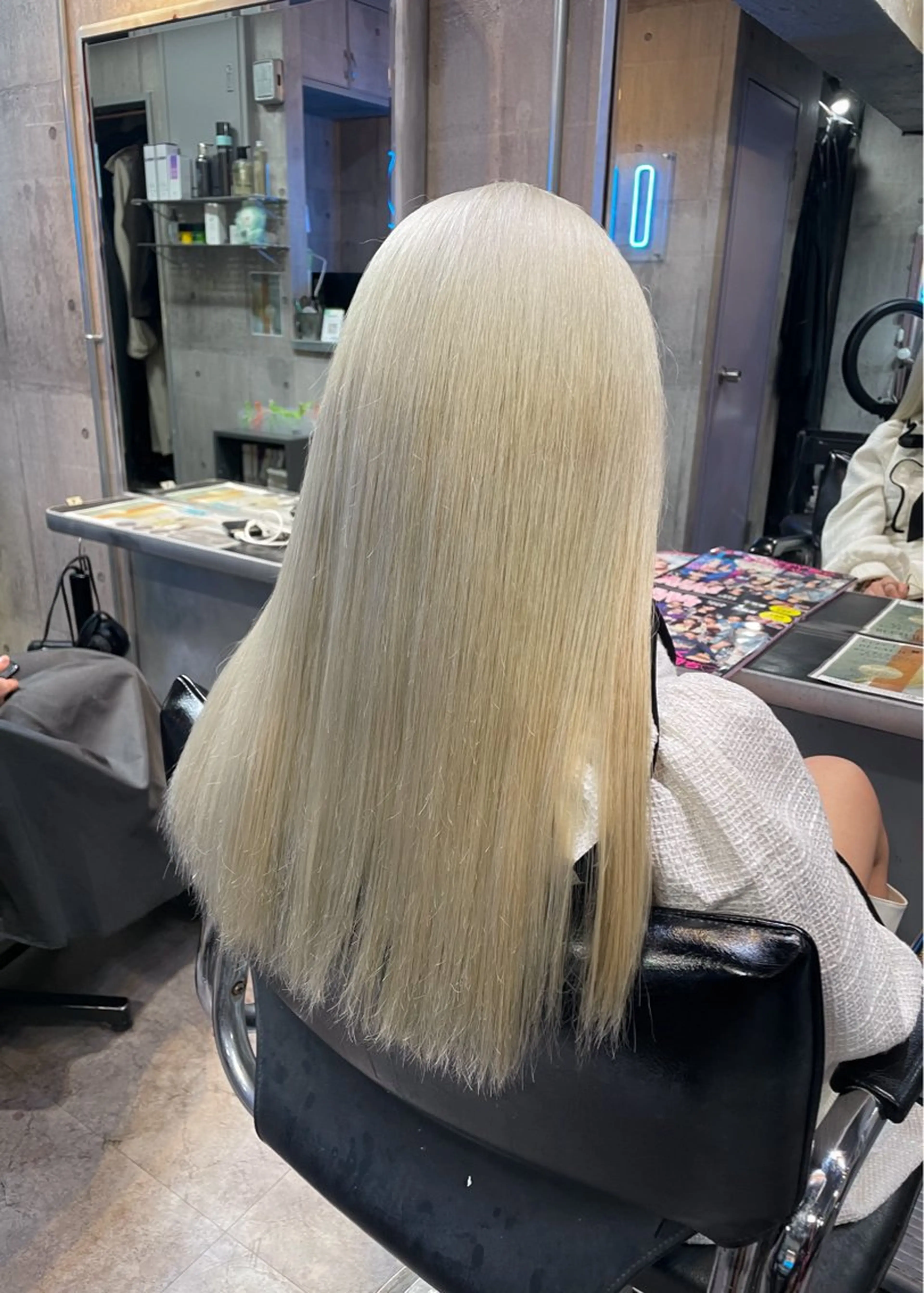 ロング ハイトーン/ブリーチ /ウルフ⛓️MAKIのヘアスタイル