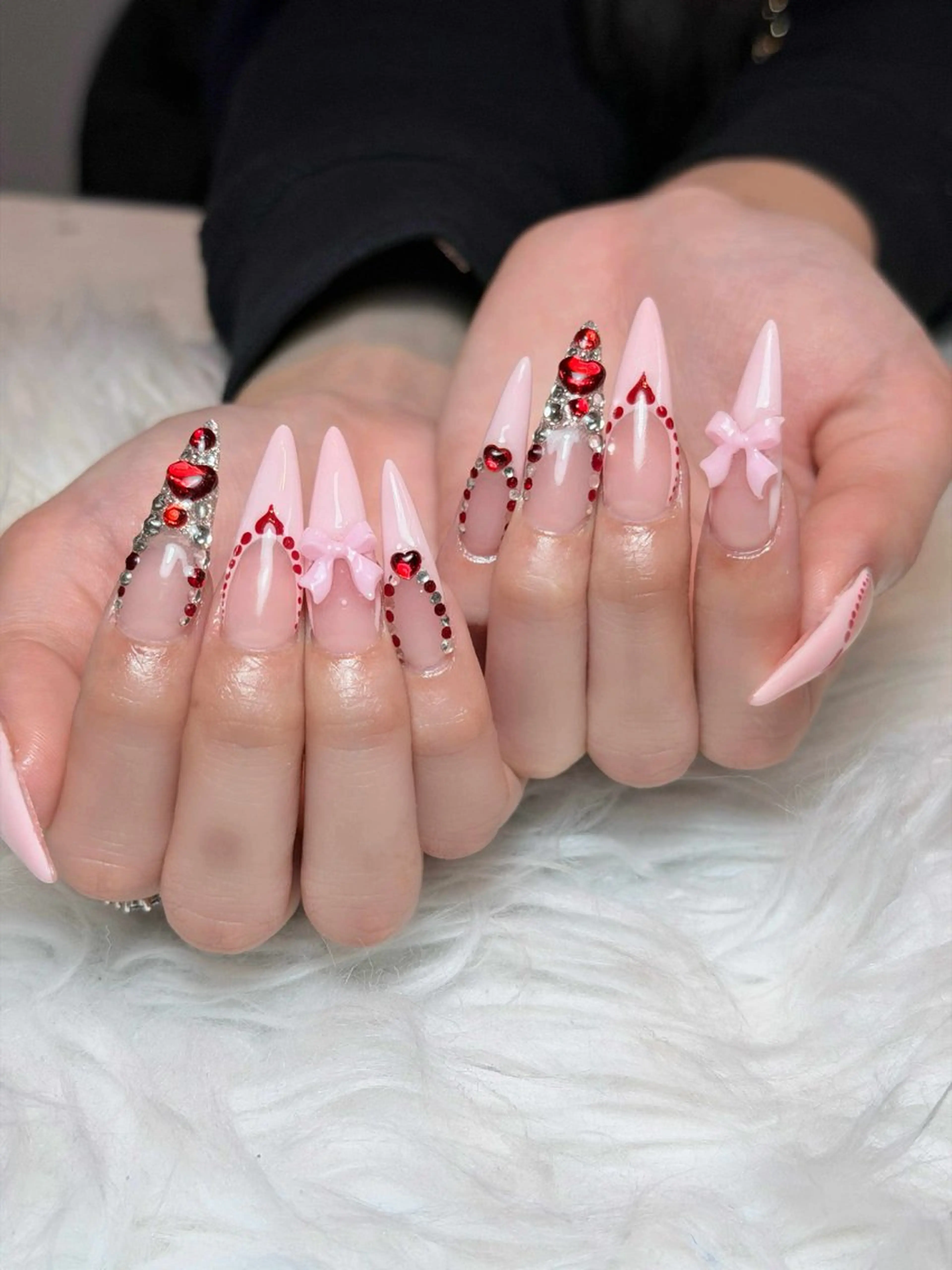 ネイル オーロラネイル ボルドー ブラウン 氷ネイル・うるうるネイル キラキラネイル ハンドネイル Julli NailStudioのネイルデザイン