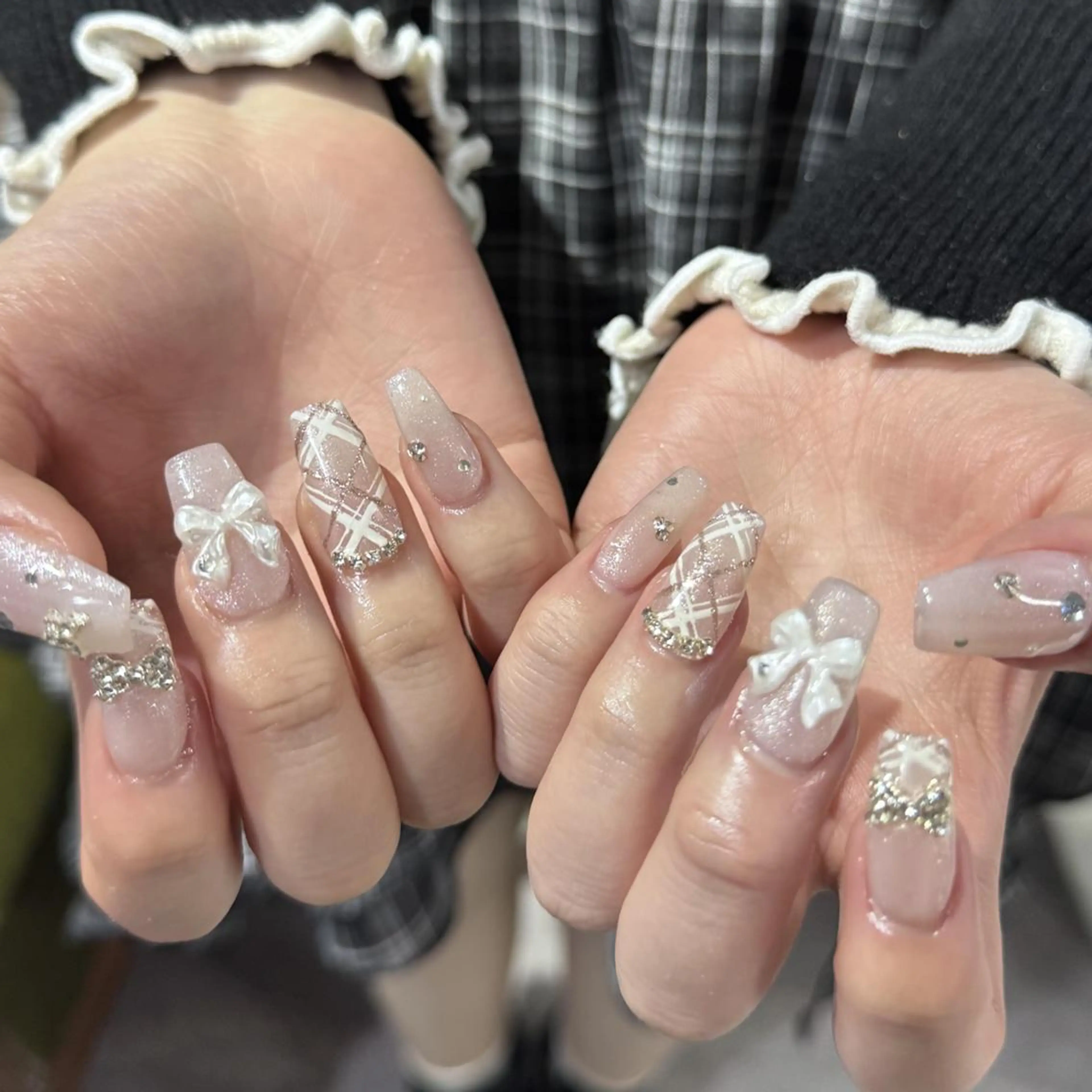 ミディアム 小川 柚香のネイルデザイン