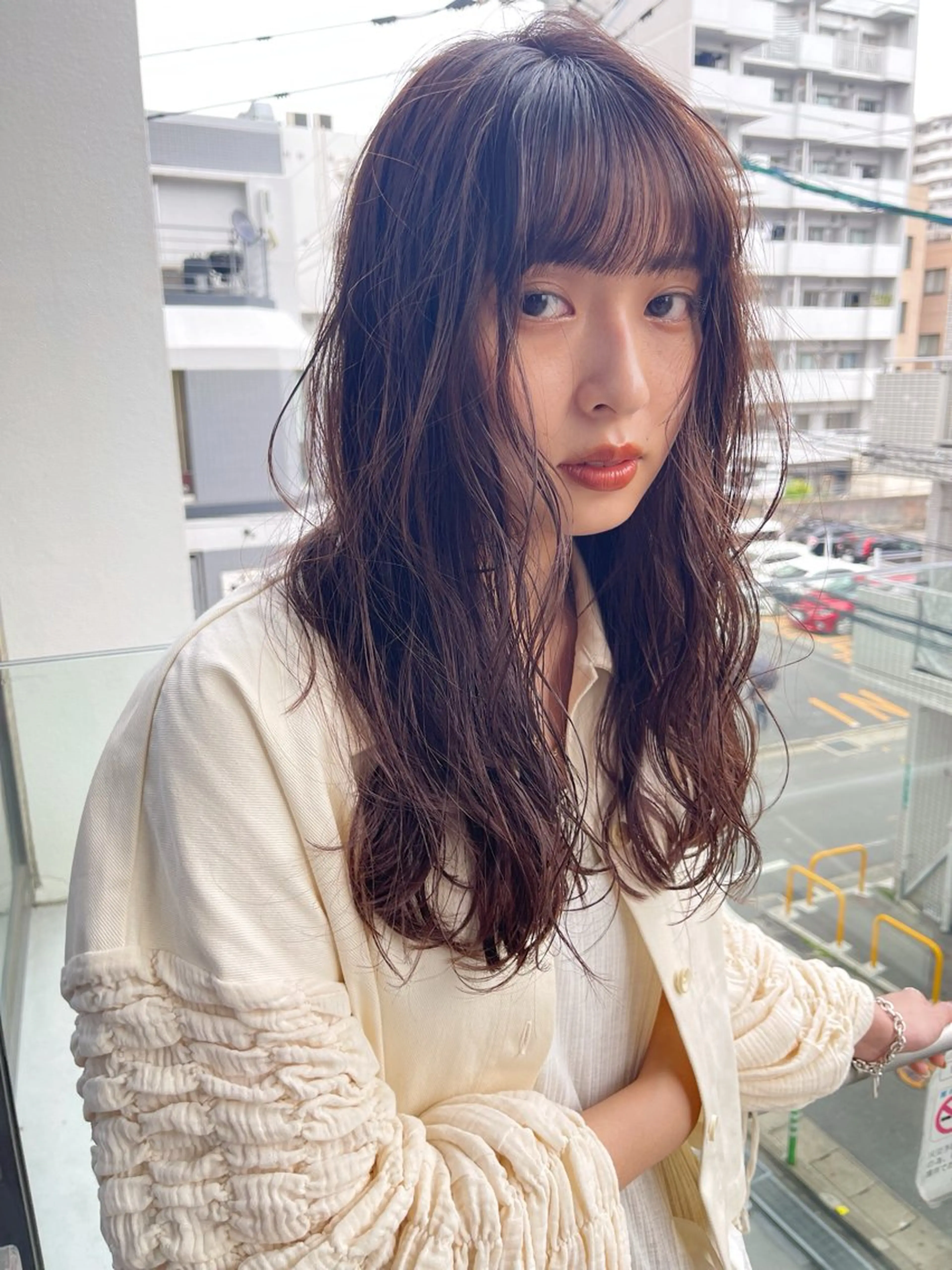ロング カラー ロングレイヤー レイヤーカット ロング カット ヘアカラー トリートメント AiM 大名　似合わせカットのヘアスタイル