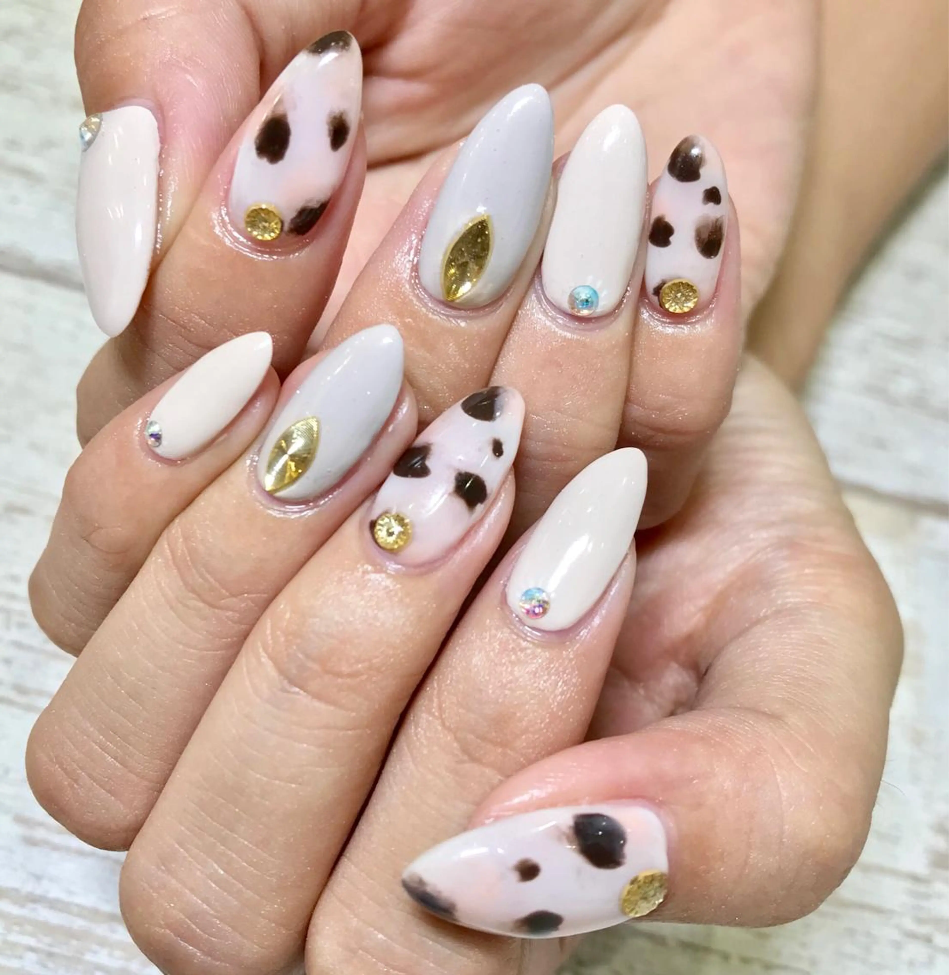 ネイル Lino+ ネイル&よもぎ蒸しのネイルデザイン