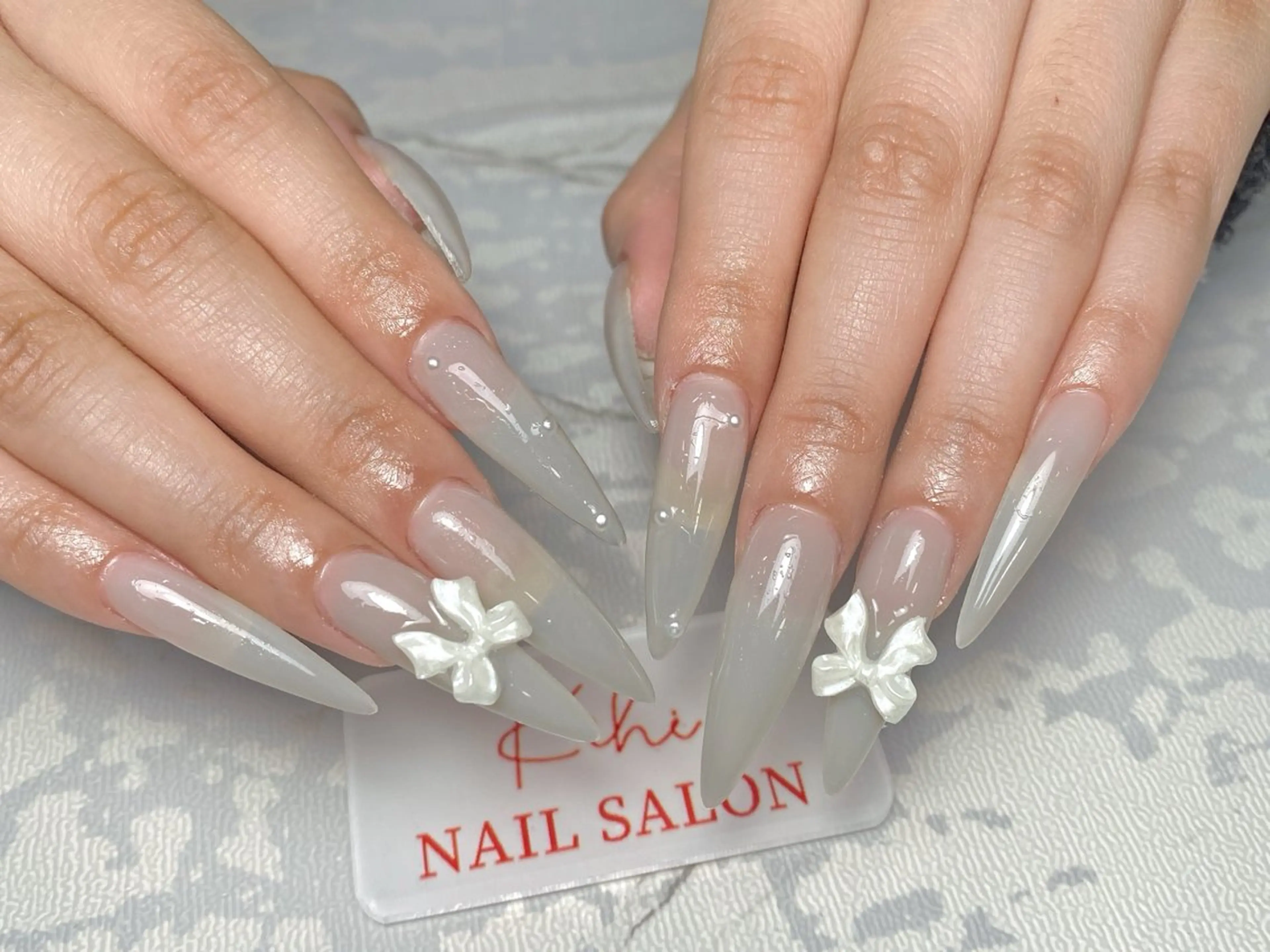 ネイル アートネイル フレンチネイル ジェルネイル グラデーション 韓国ネイル ハンドネイル 💕鈴木ユリ パラジェル/オフ無料のネイルデザイン