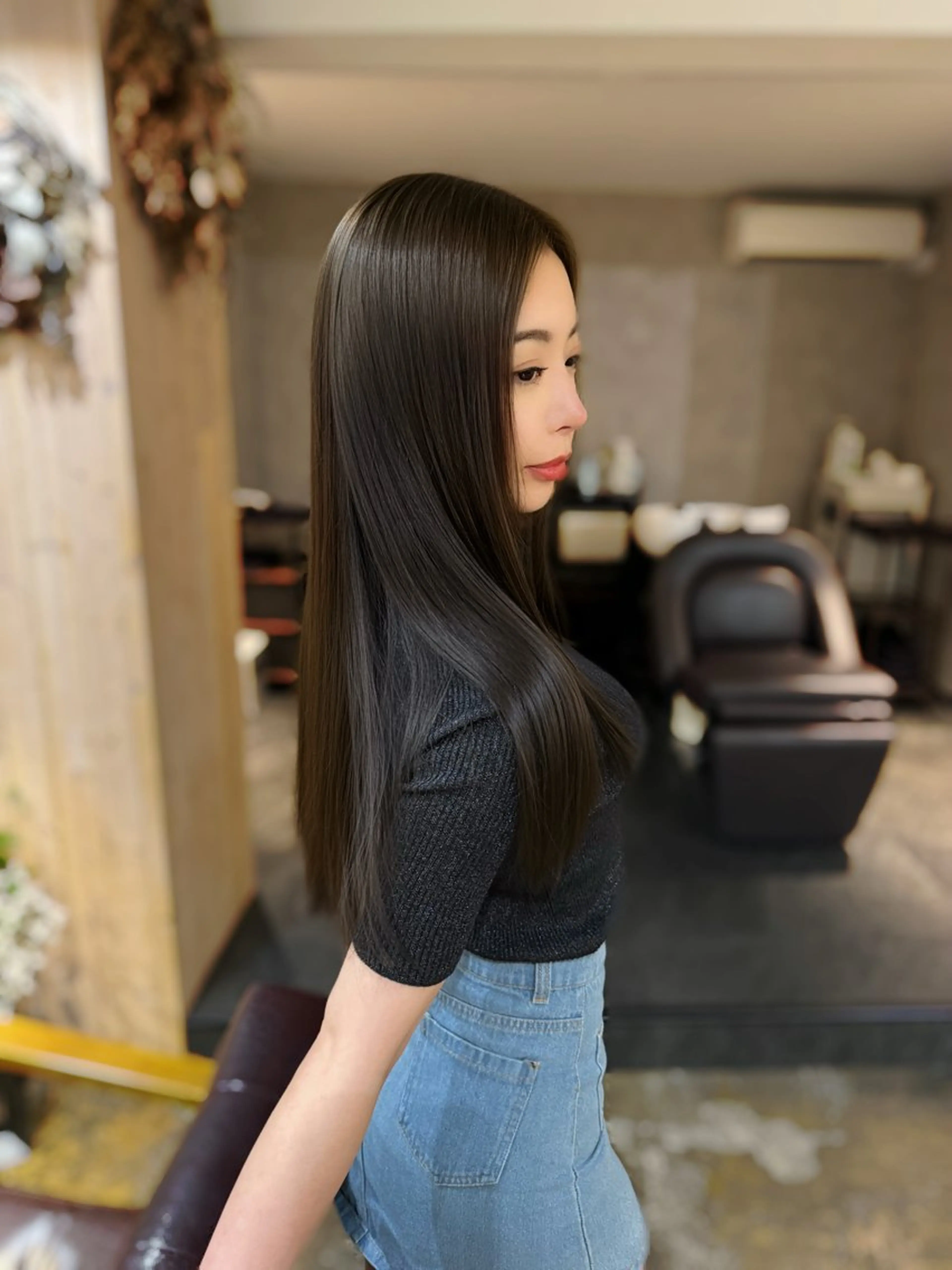 ロング カラー カット ヘアカラー トリートメント 縮毛矯正➕髪質改善➕ レイヤーカット　田畑のヘアスタイル