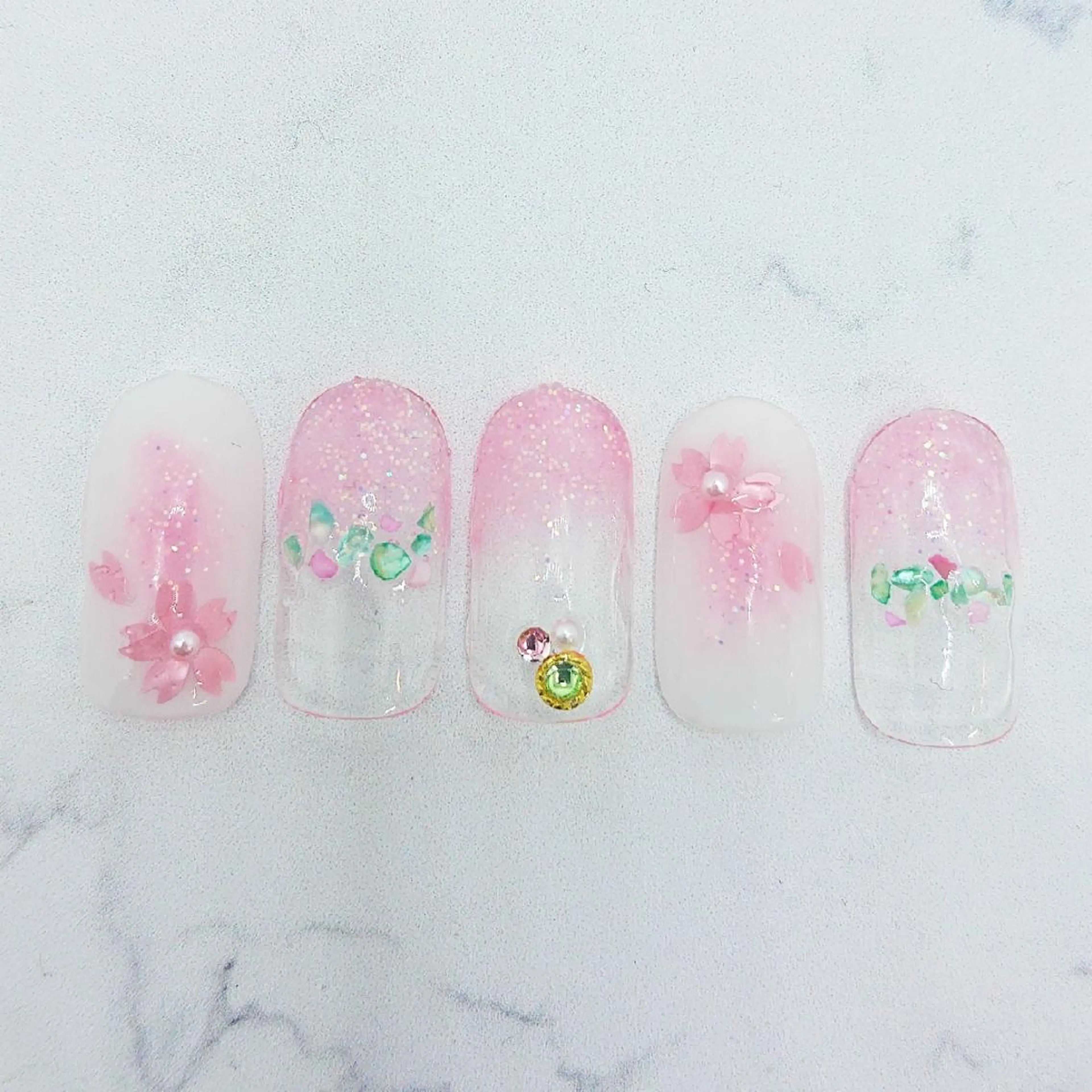 ネイル みー shakushiroのネイルデザイン