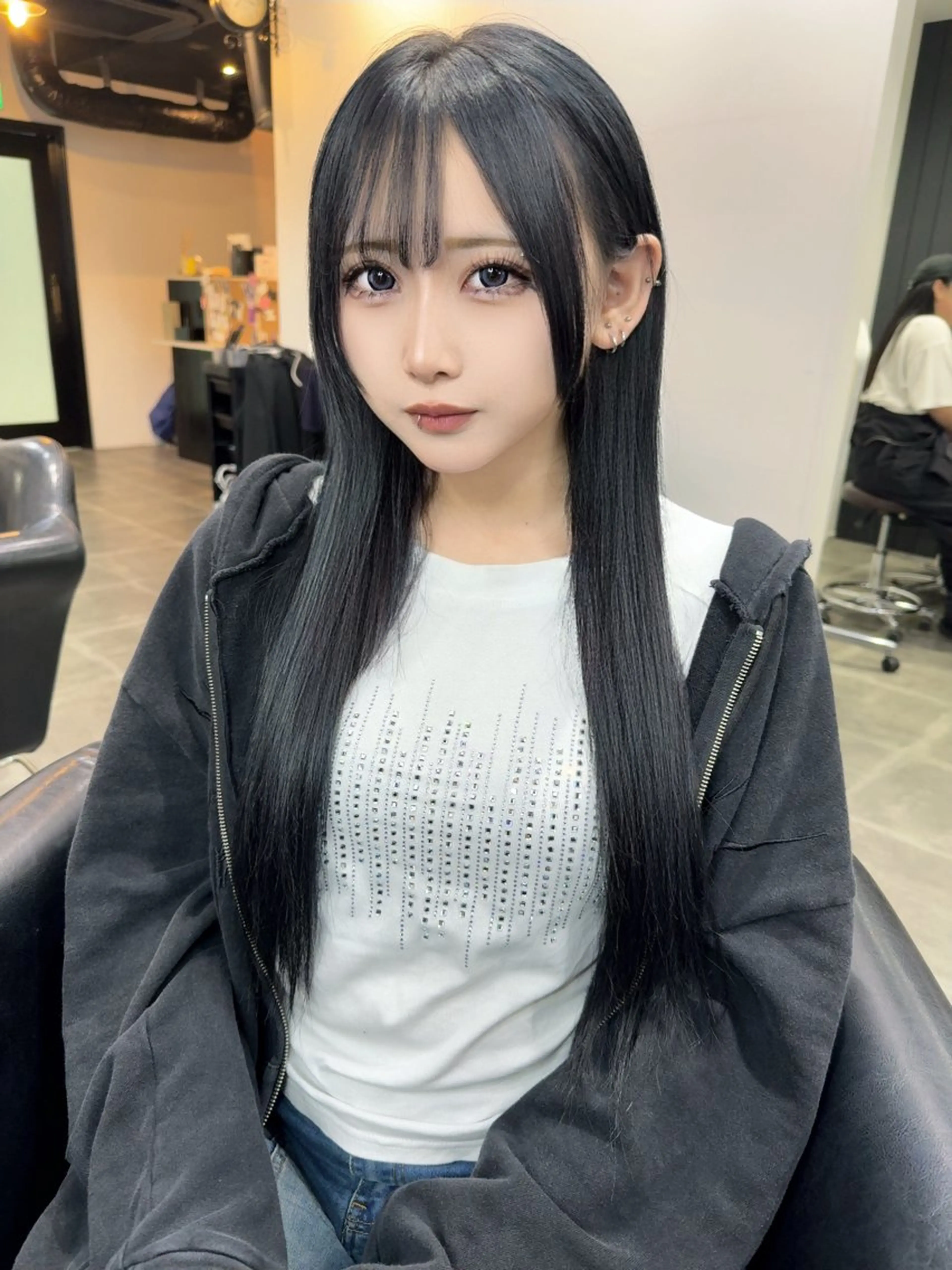 ロング カラー エクステ Aika 🖤のヘアスタイル