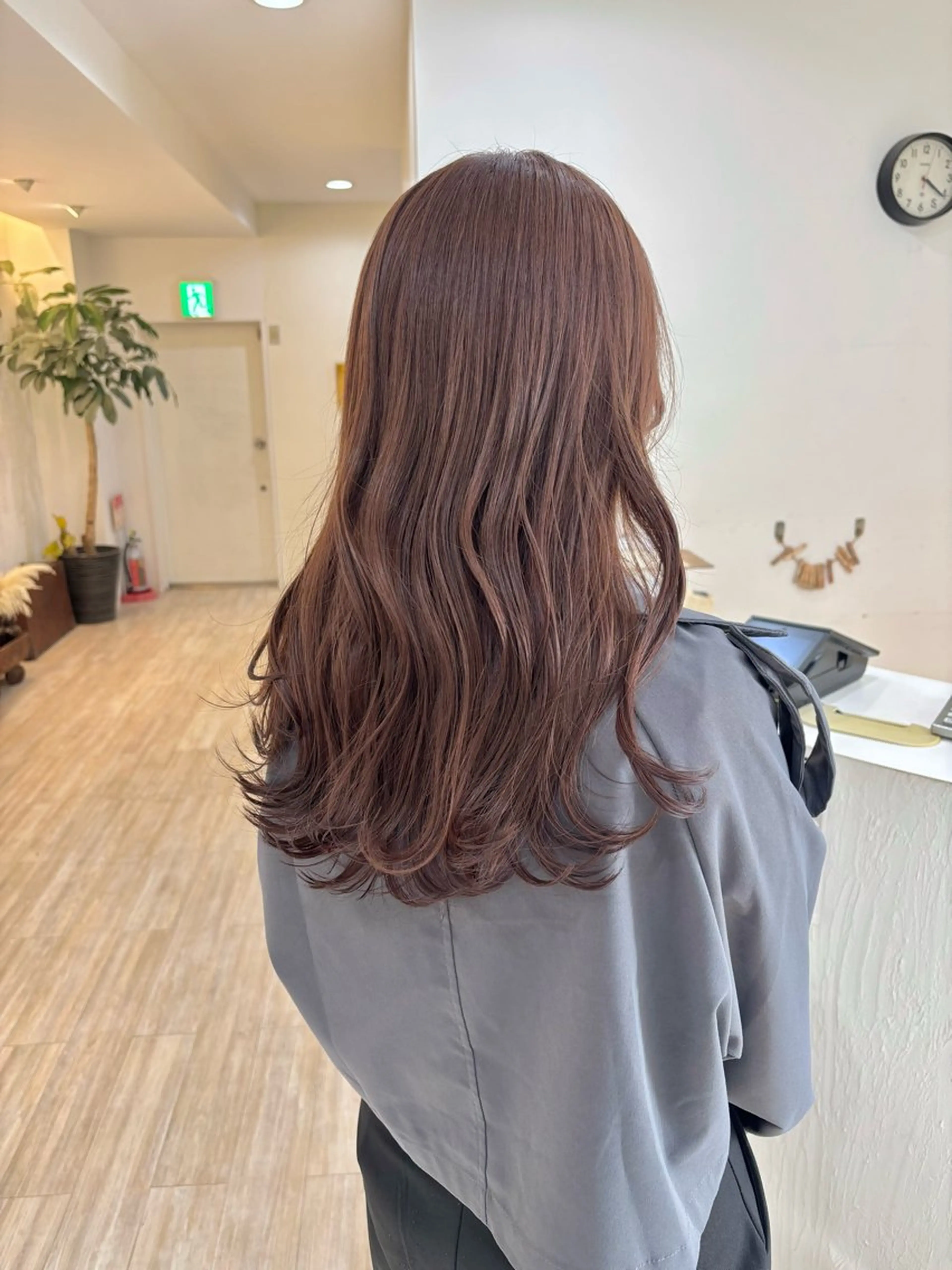 ロング カラー ヘアカラー トリートメント くさかみさき🌼暖色 /耳つぼ/オタク🌼のヘアスタイル