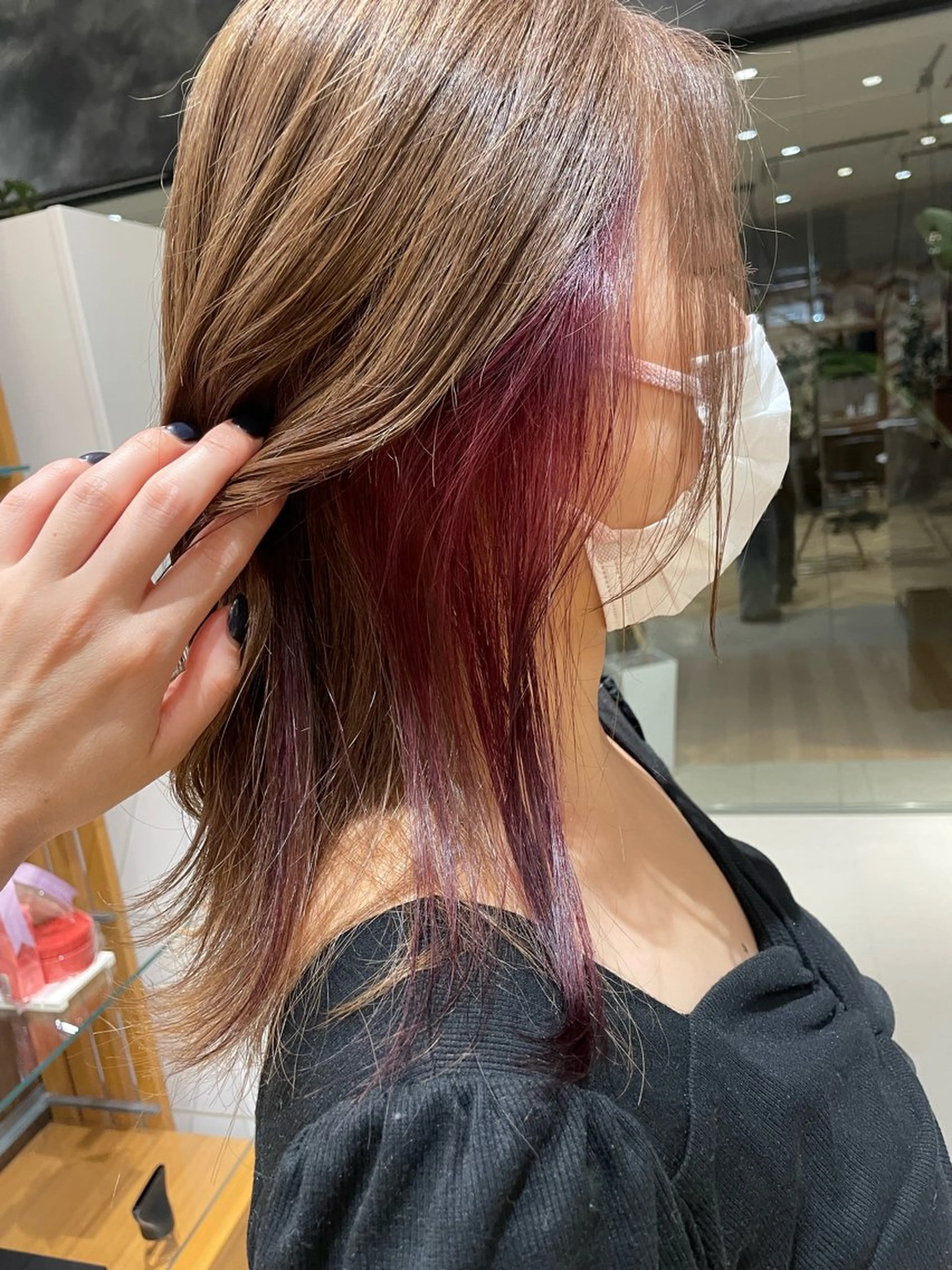 セミロング キルンサンピアン所属・ナチュラルカラー 児玉優香のヘアスタイル