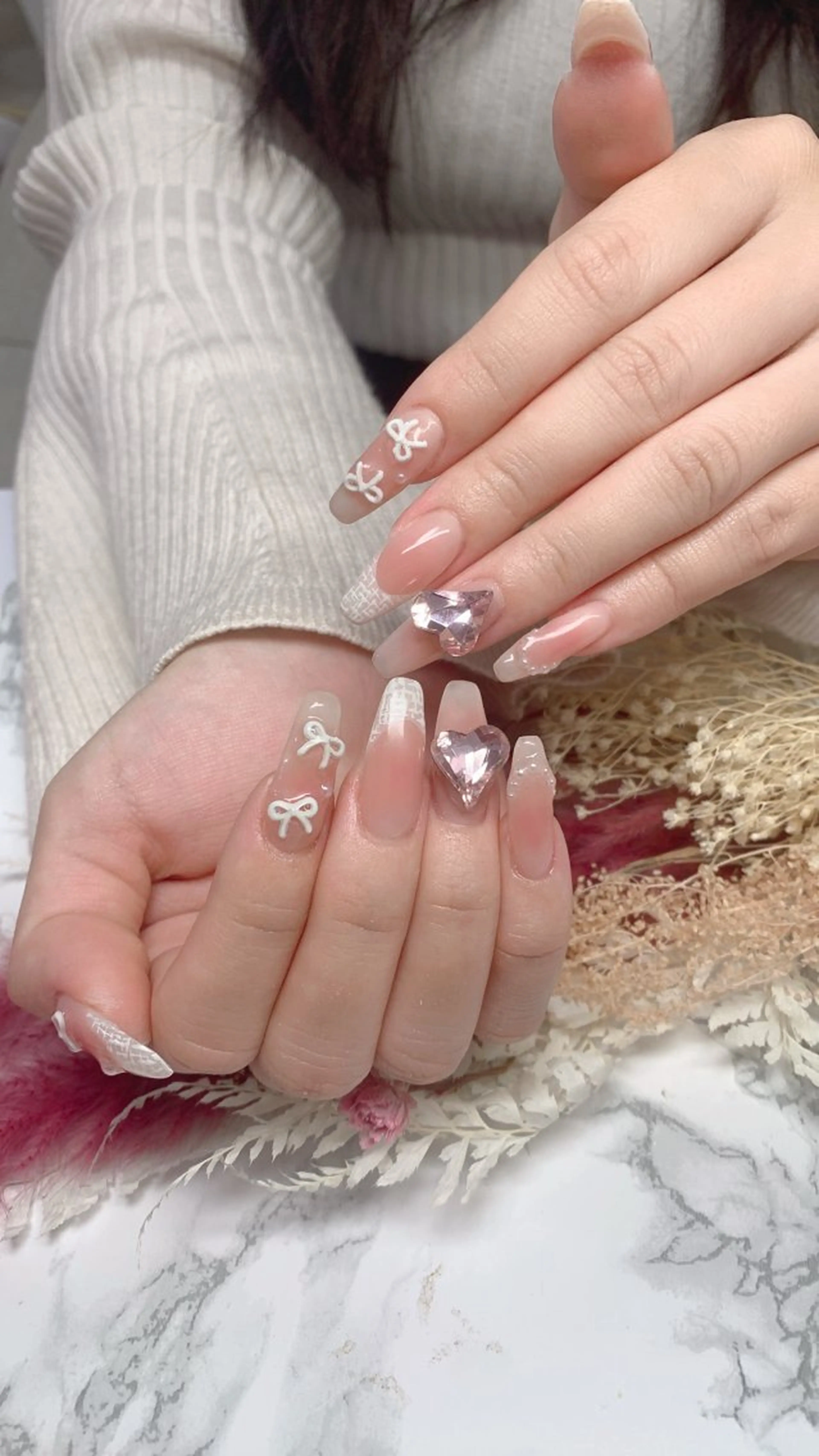 ネイル ハンドネイル はな💎ネイル ワンホン、長さ出しのネイルデザイン