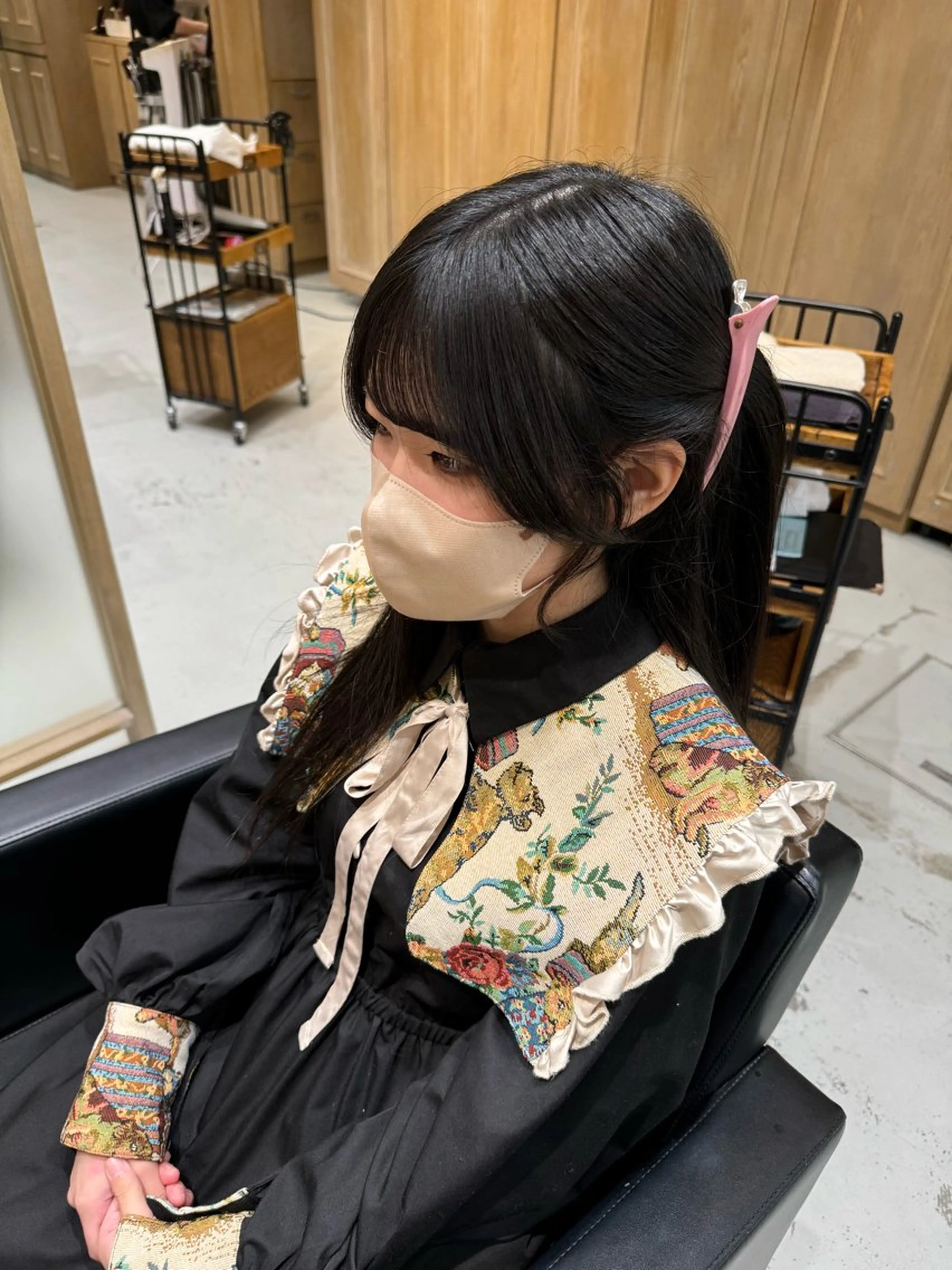 セミロング 顔周りカット カット トリートメント 透明感カラー/顔周り カット/レイヤーにかのヘアスタイル