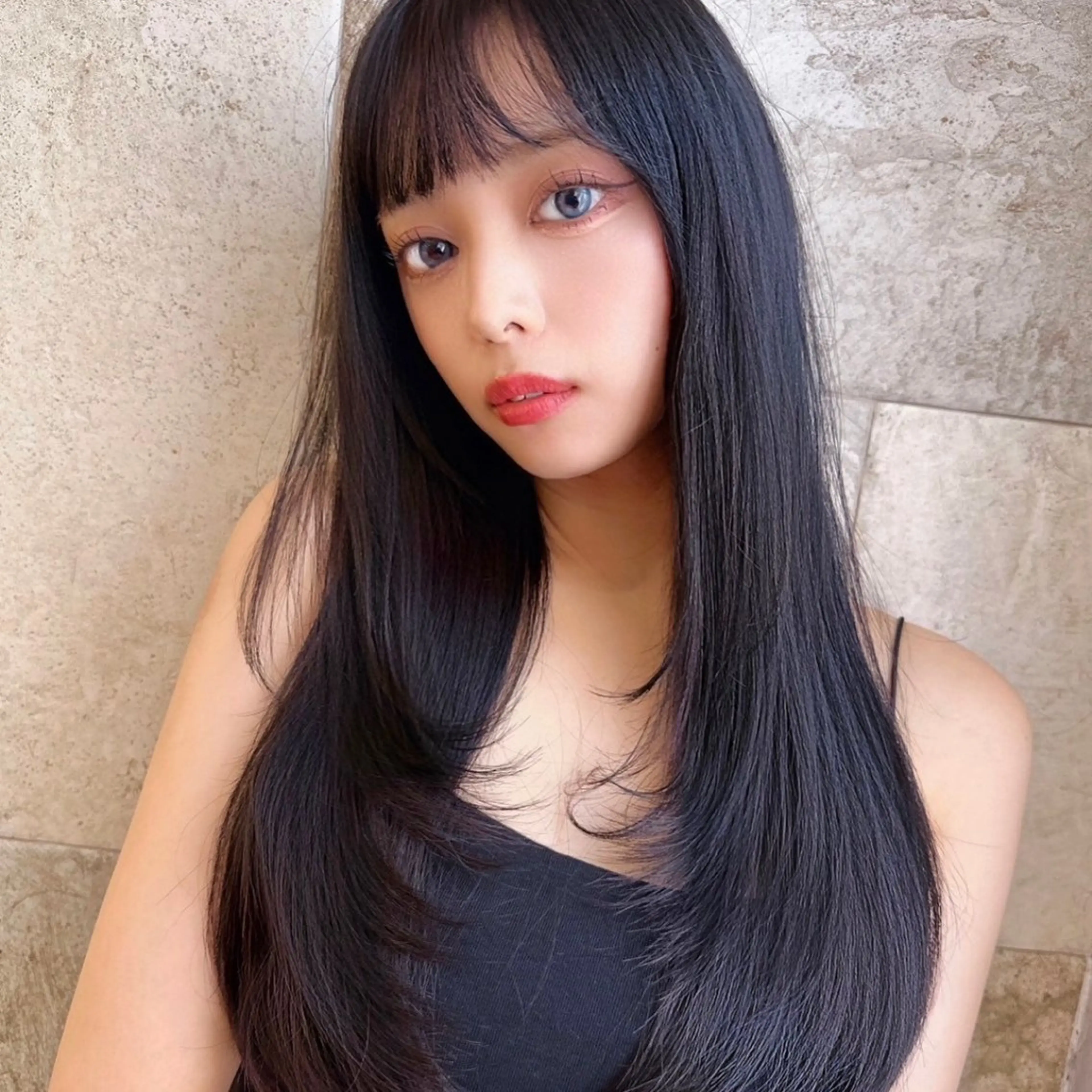 ロング カラー 酒井 里穂のヘアスタイル