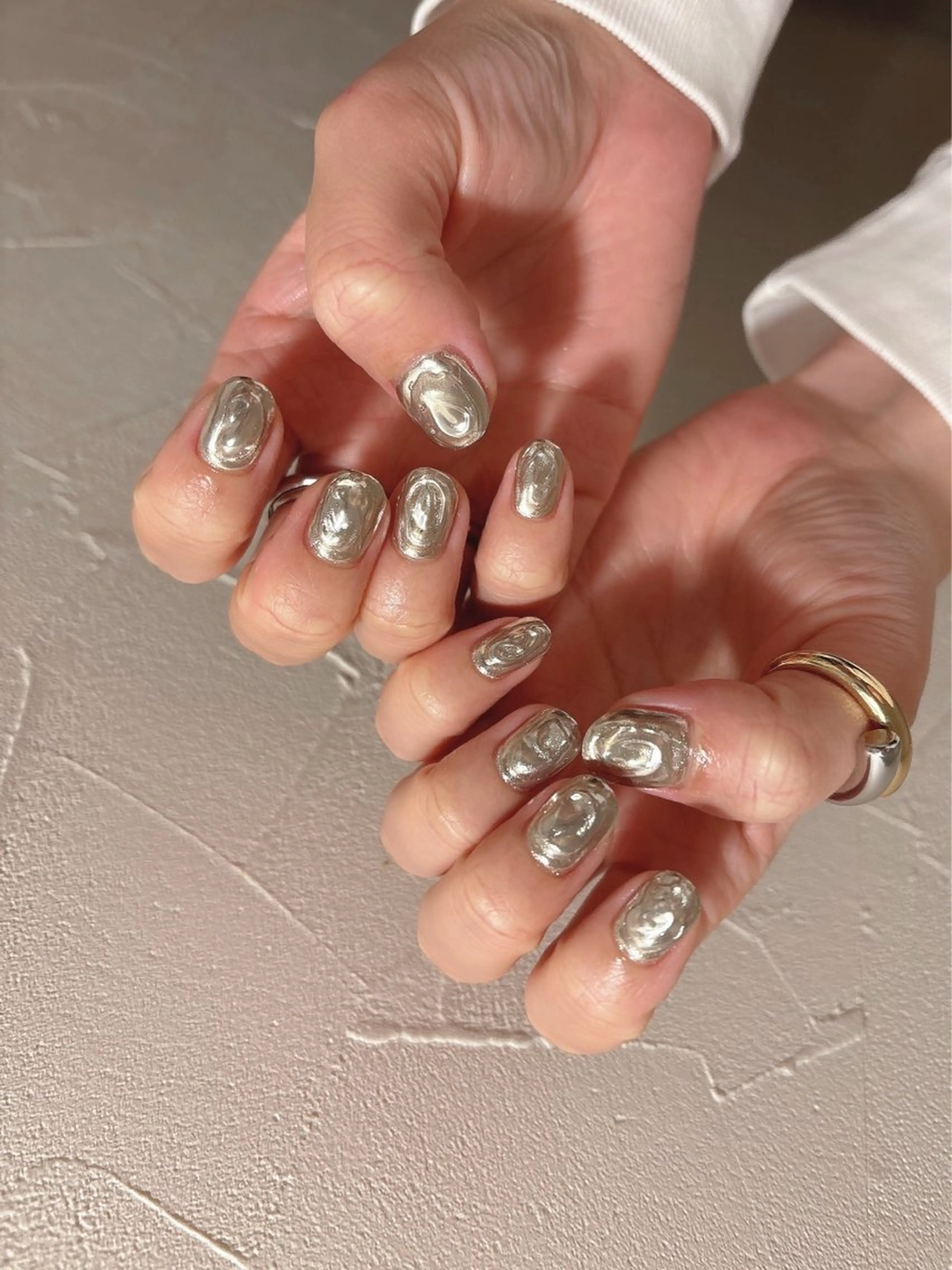 ネイル ミラーネイル ニュアンスネイル ハンドネイル nails 🎀meのネイルデザイン