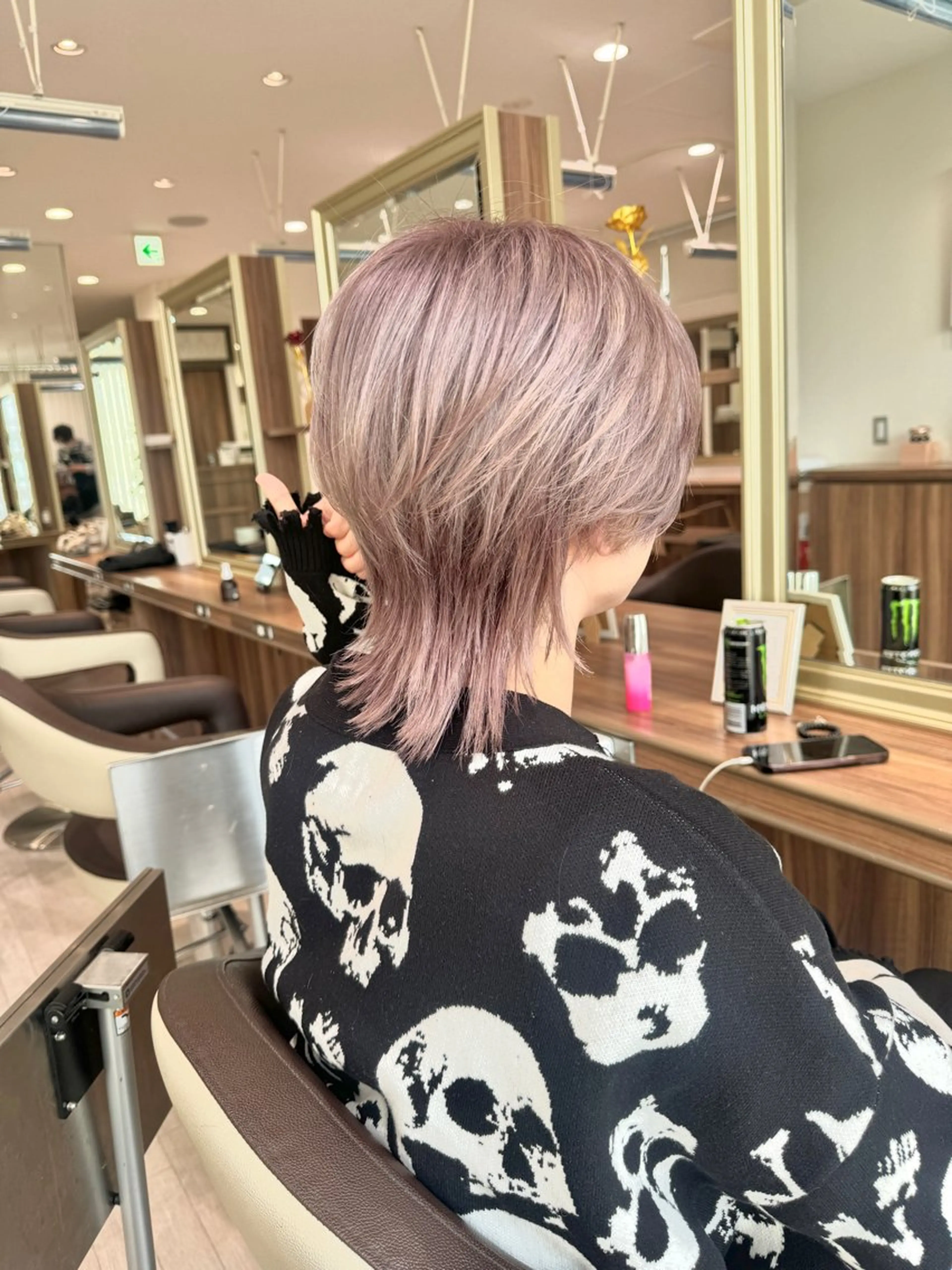 ミディアム カラー メンズ ヘアカラー Re:st所属・Miyavi/カラー ショートボブのヘアスタイル