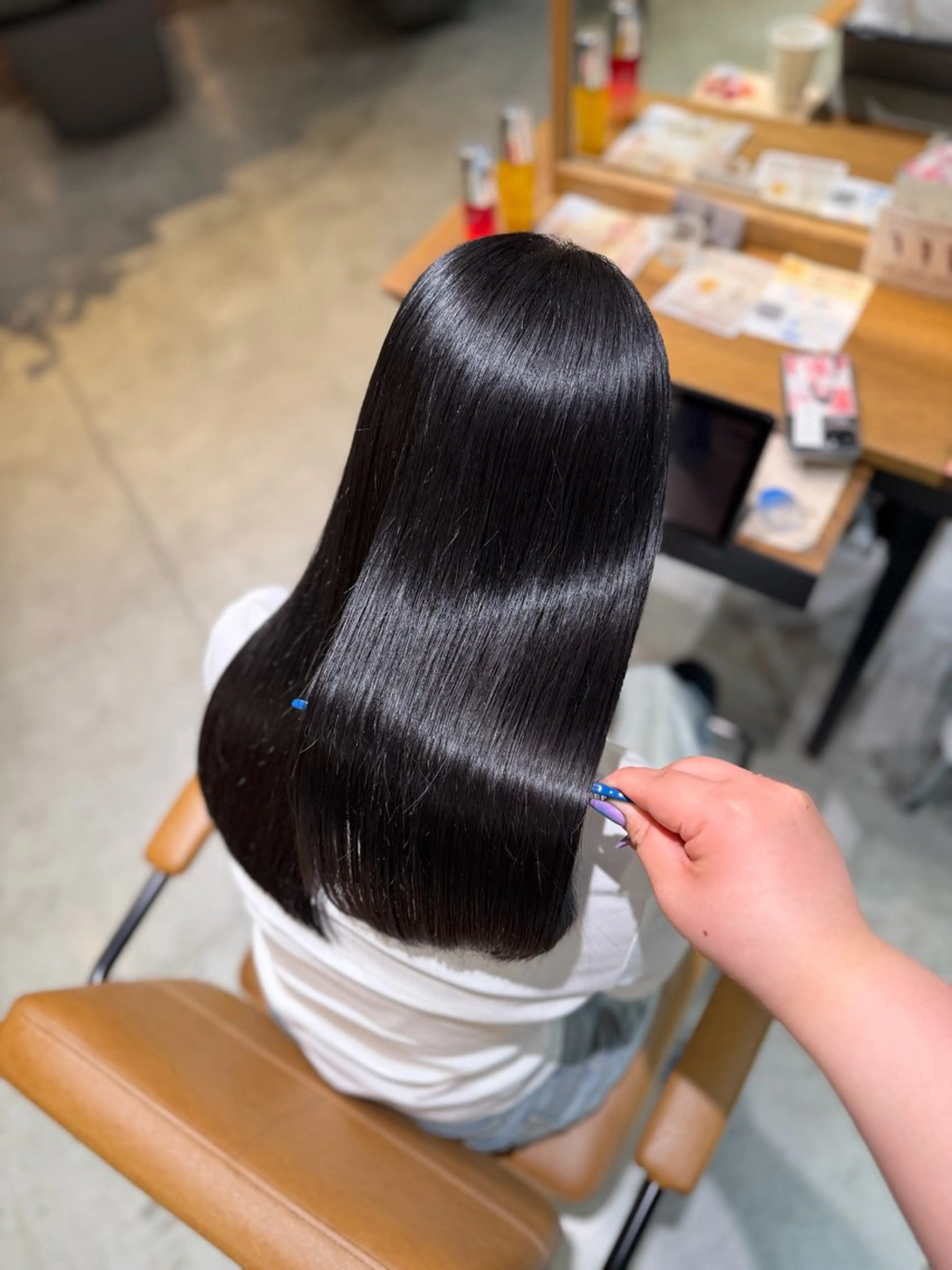 ロング カラー 黒髪 透明感カラー カット ヘアカラー 🦈AKARI🦈 髪質改善/韓国風のヘアスタイル